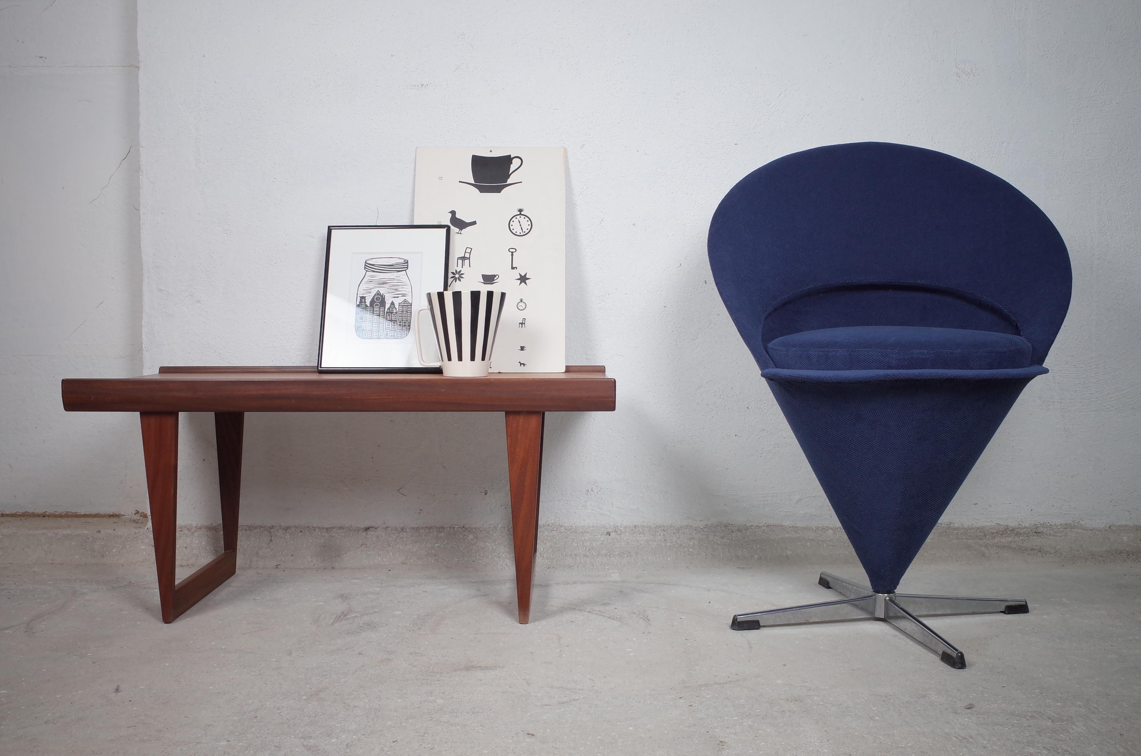 Midcentury Blue Cone Chair by Verner Panton, 1960s For Sale 7