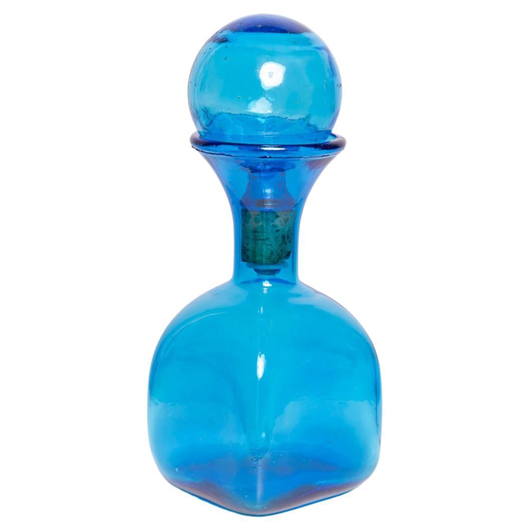 Mini bouteille en verre bleu du milieu du siècle avec bouchon, Italie, années 1960