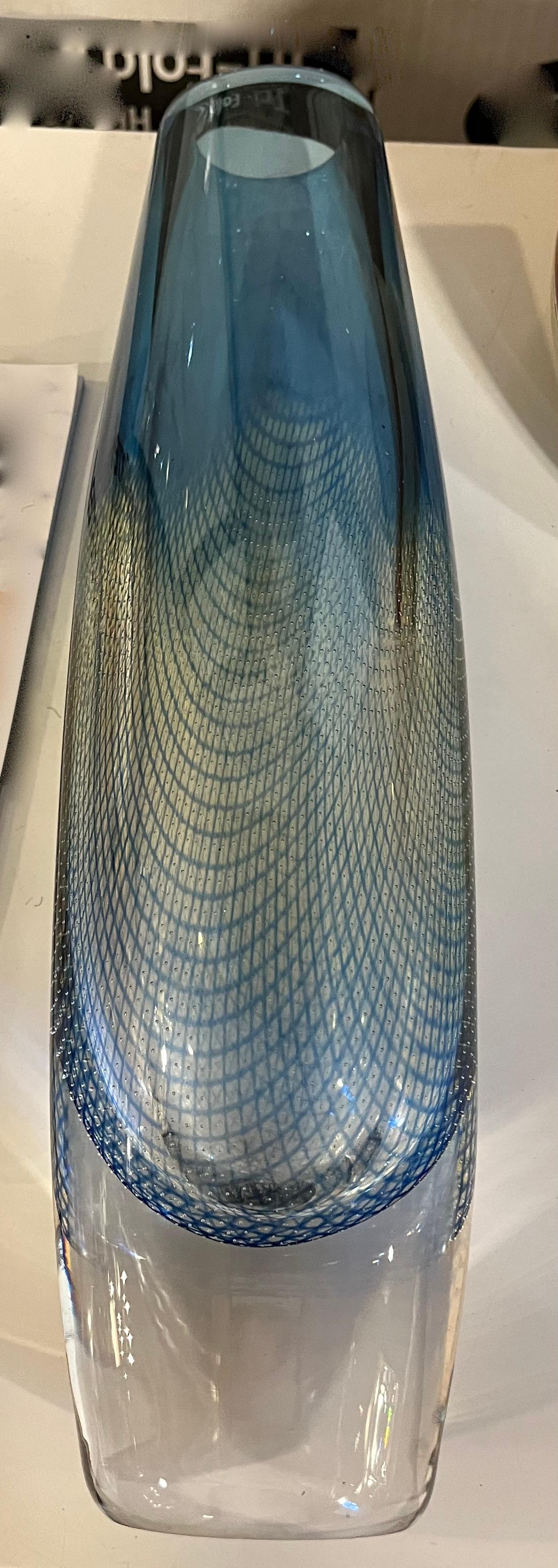 Mid Century Blue Kraka Orrefors Vase by Sven Palmquist In Excellent Condition For Sale In Chicago, IL