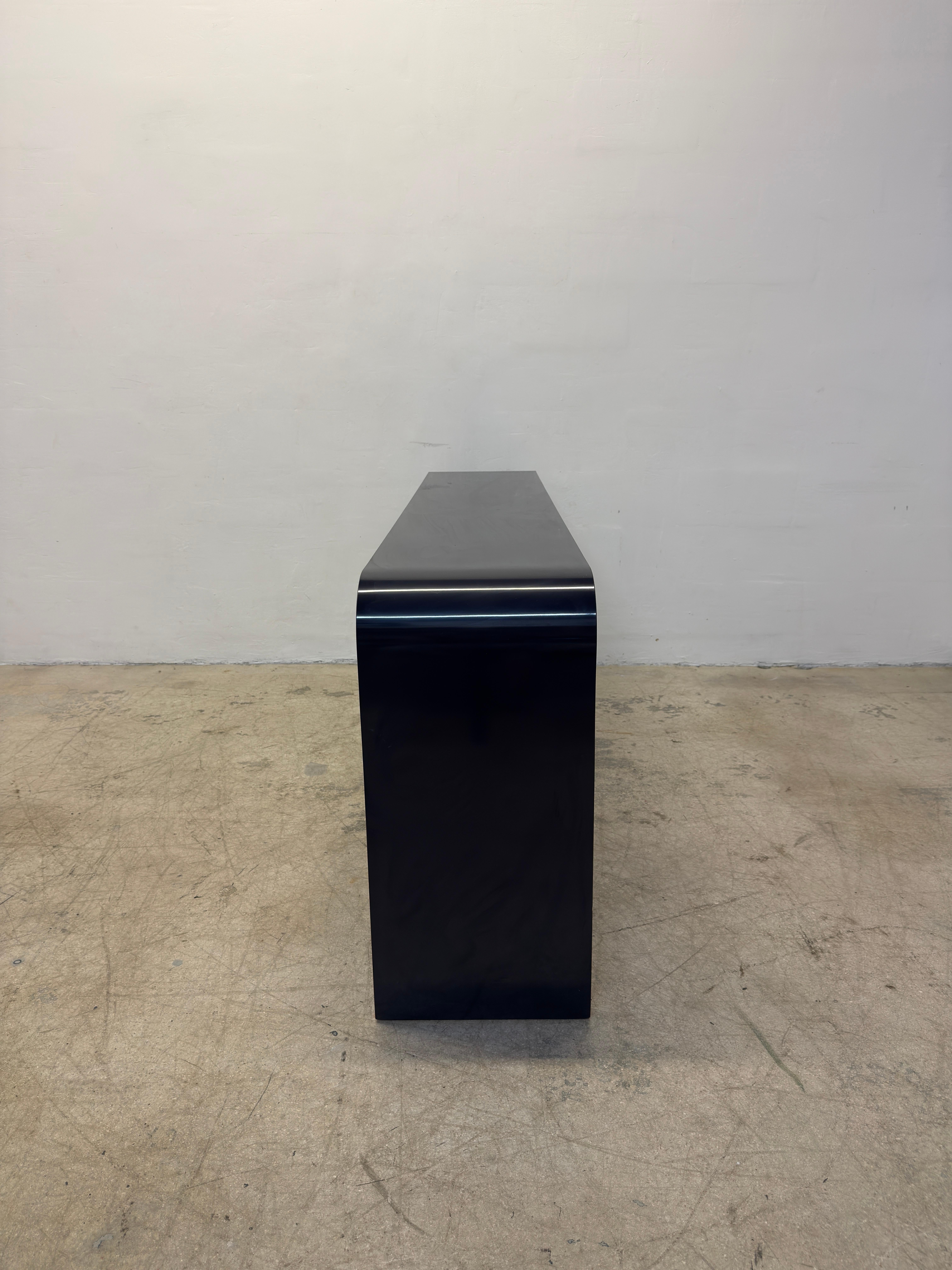 Mid-Century Blue Laminate Waterfall Console Table, 1970s In Good Condition For Sale In Miami, FL