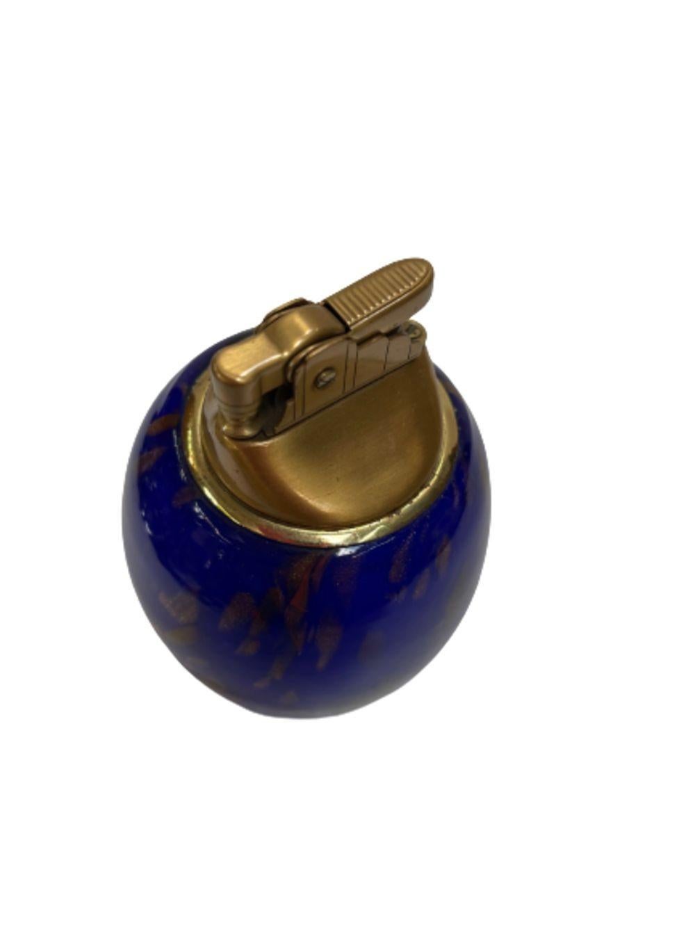 Mid-Century Blue Murano Glass w/ Gold Leaf Table Lighter, Italy In Excellent Condition For Sale In Van Nuys, CA