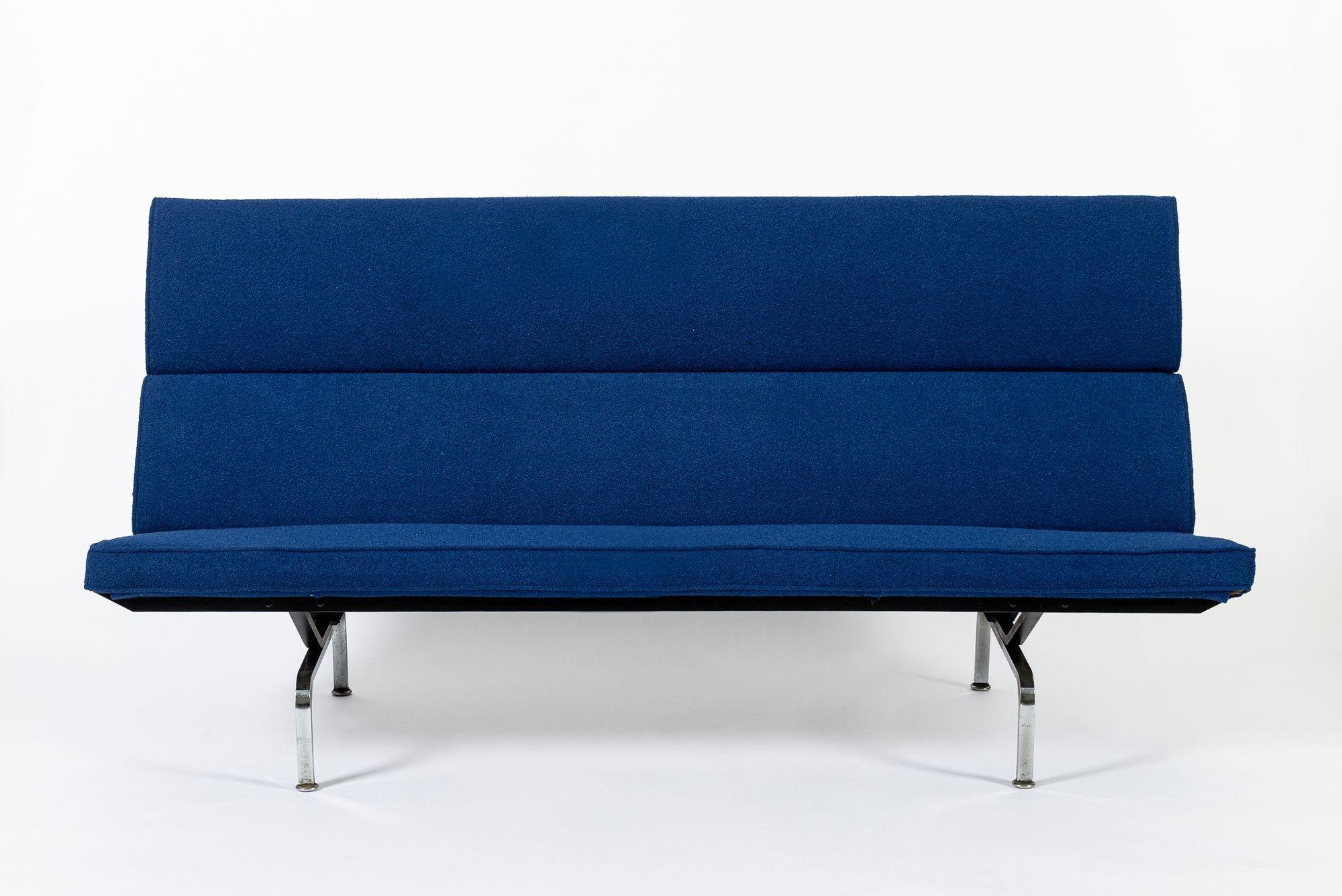 Mid-Century moderno Divano blu di metà secolo Compact di Eames per Herman Miller anni '70 in vendita