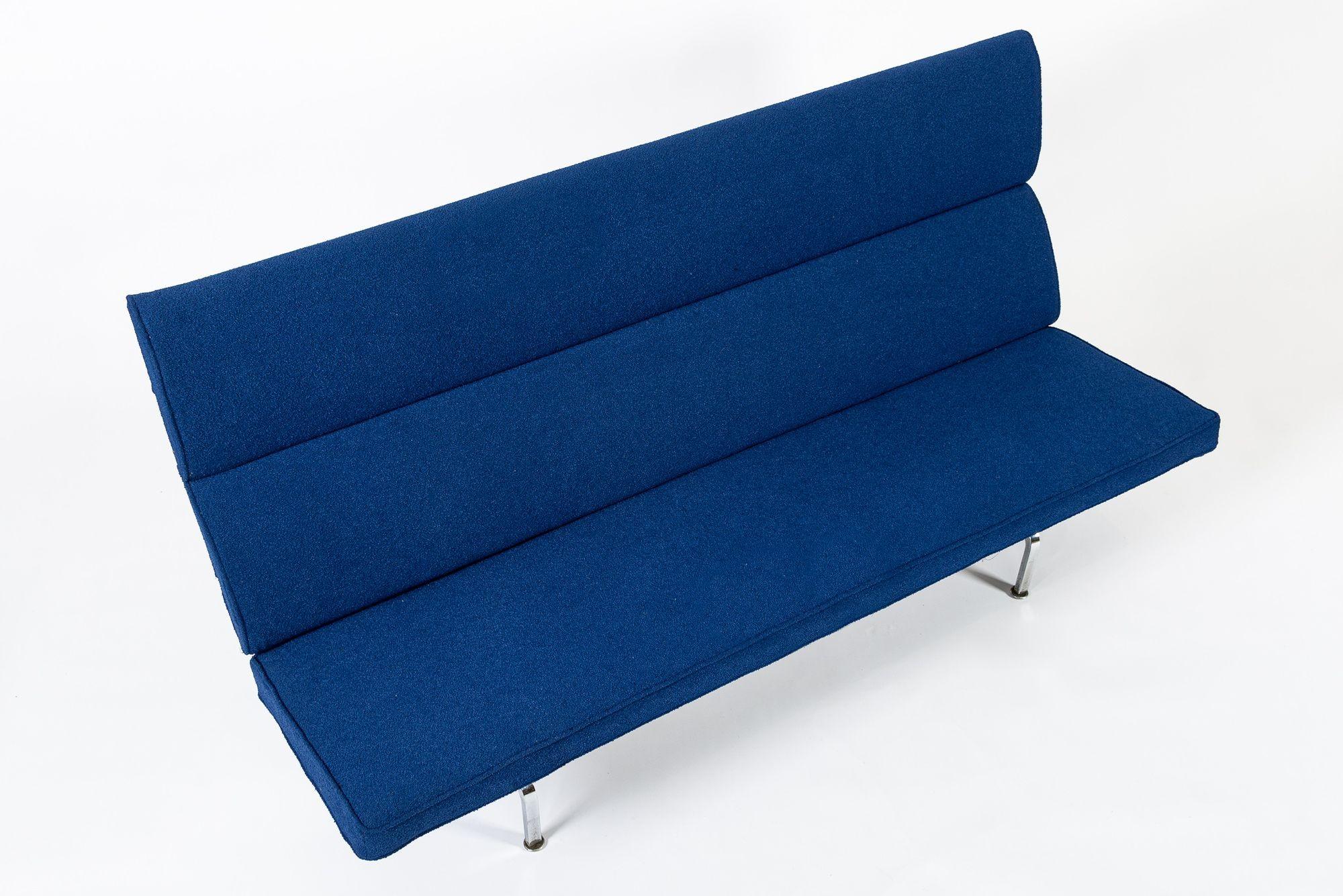 Americano Divano blu di metà secolo Compact di Eames per Herman Miller anni '70 in vendita
