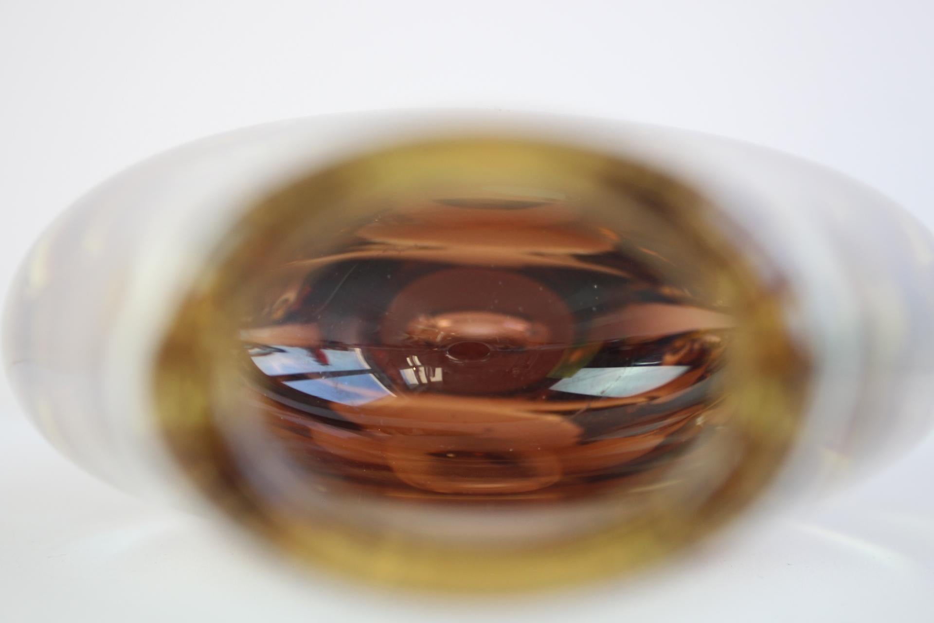 Mid-Century Bohemian Amber Art Glass Vase by ZBS In Good Condition For Sale In Praha, CZ