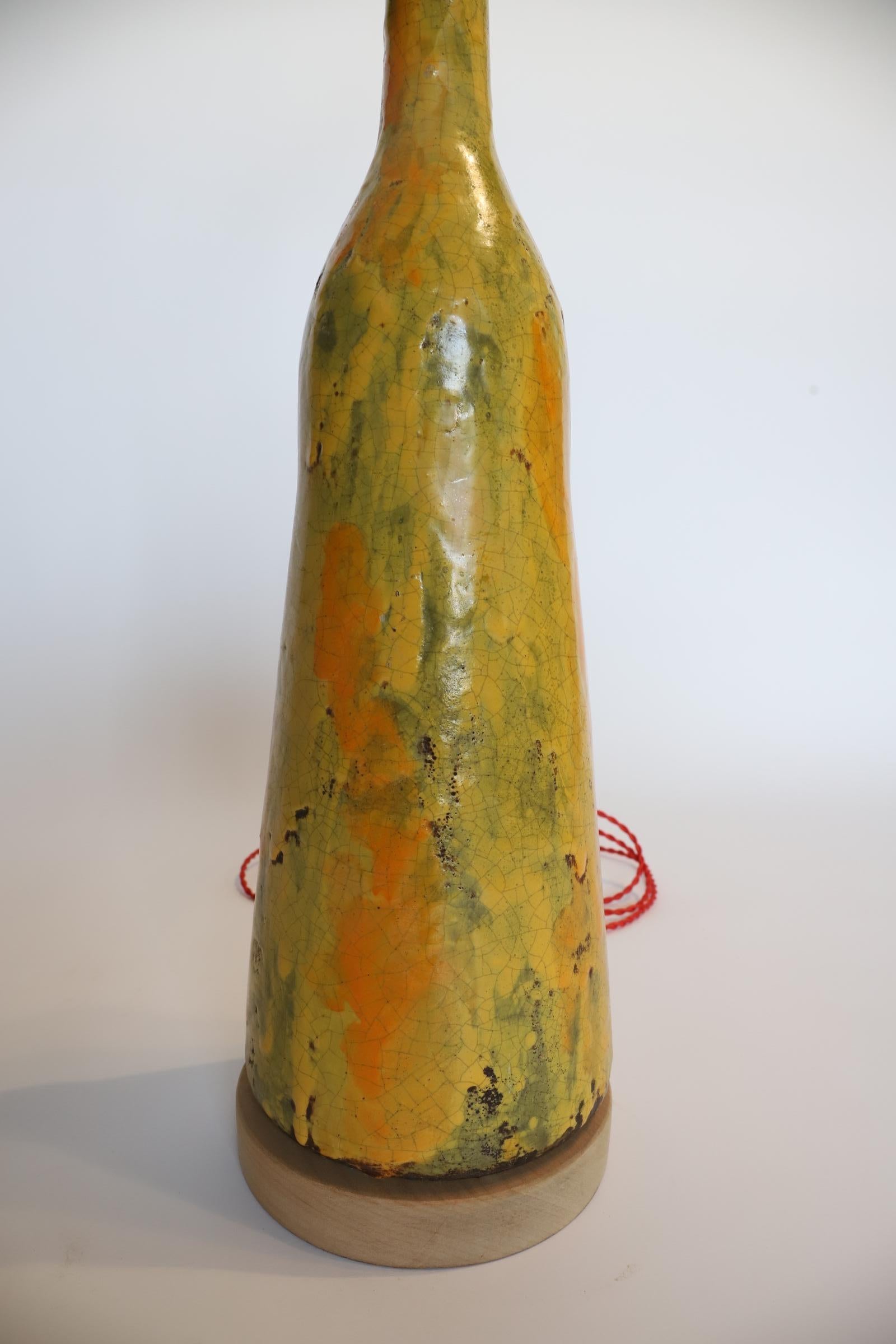 Vernissé Lampe à poser Boho en céramique émaillée du milieu du siècle dernier en vente