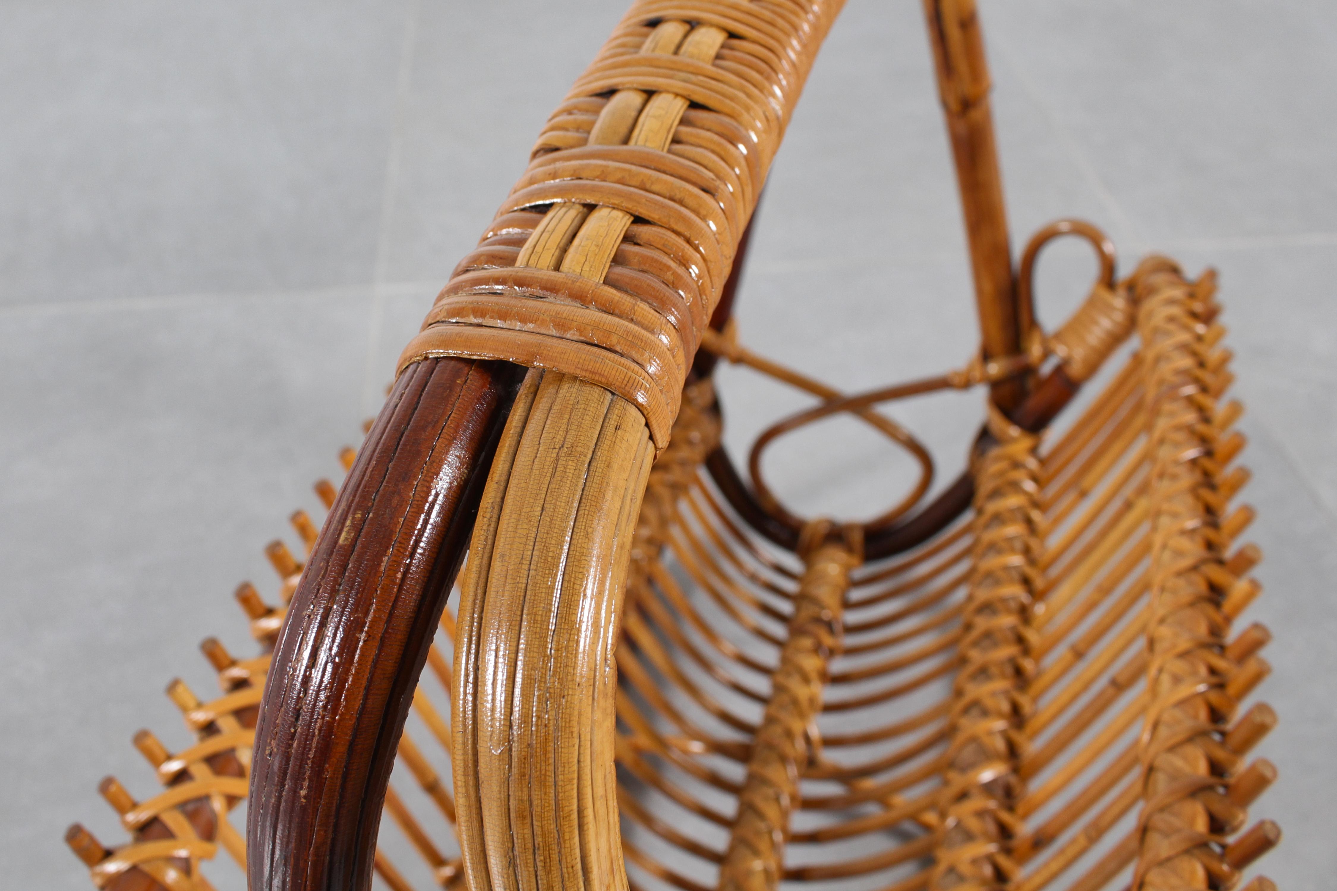 Mid-Century Italian Bamboo and Wicker Magazine Rack, 60s For Sale 9
