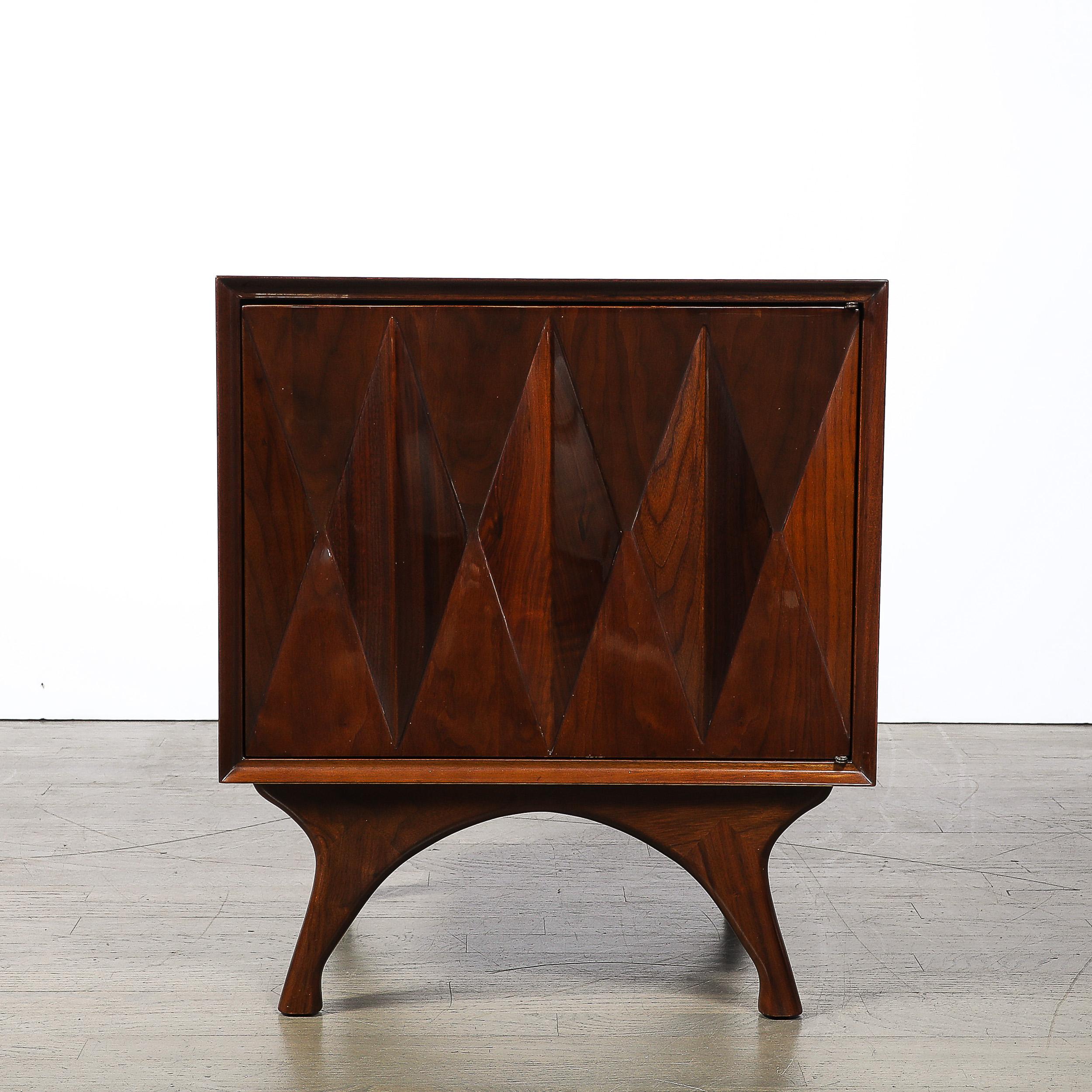 Mid-Century Book-Matched Walnut Diamond Front Nightstands by Albert Parvin For Sale 6