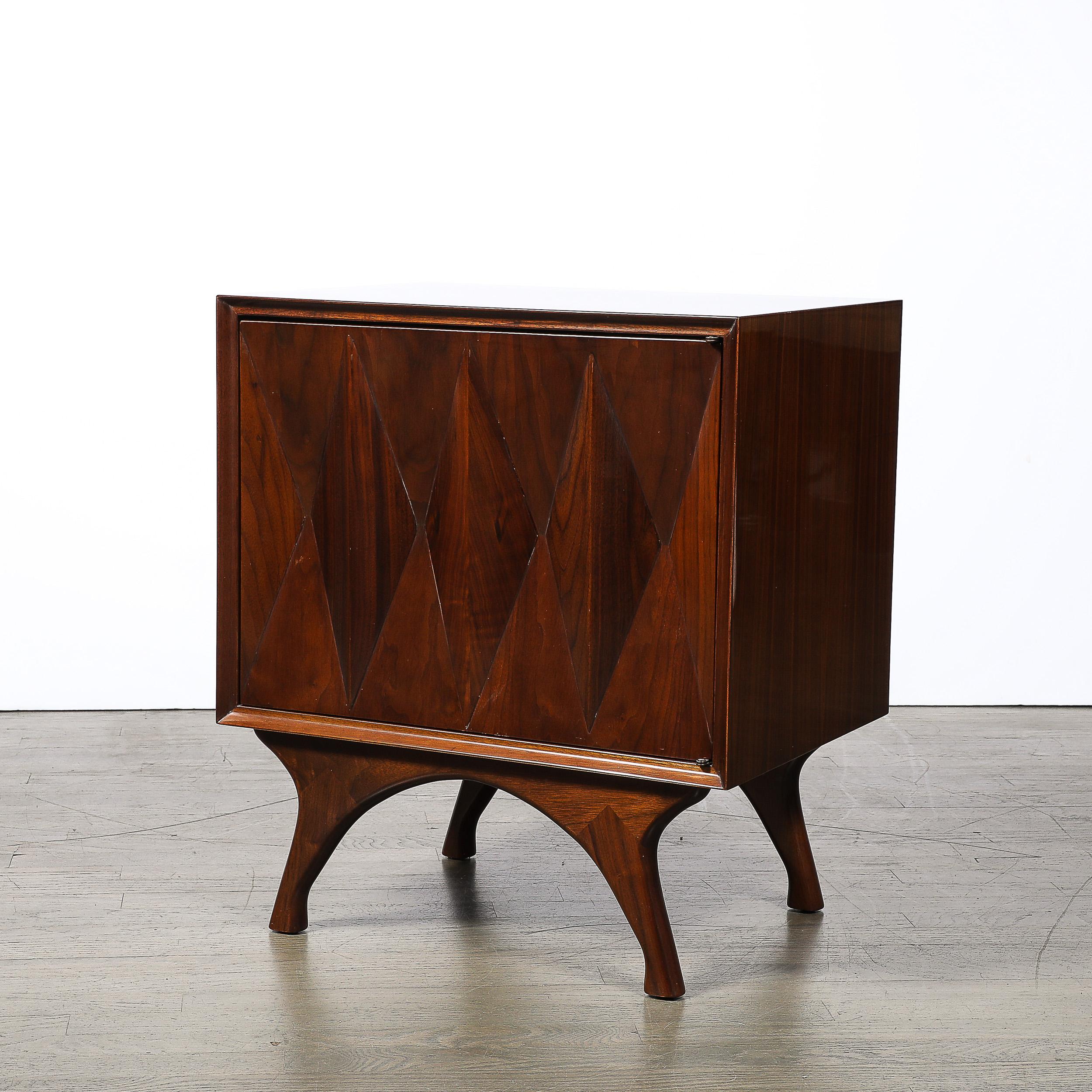 Mid-Century Book-Matched Walnut Diamond Front Nightstands by Albert Parvin For Sale 7