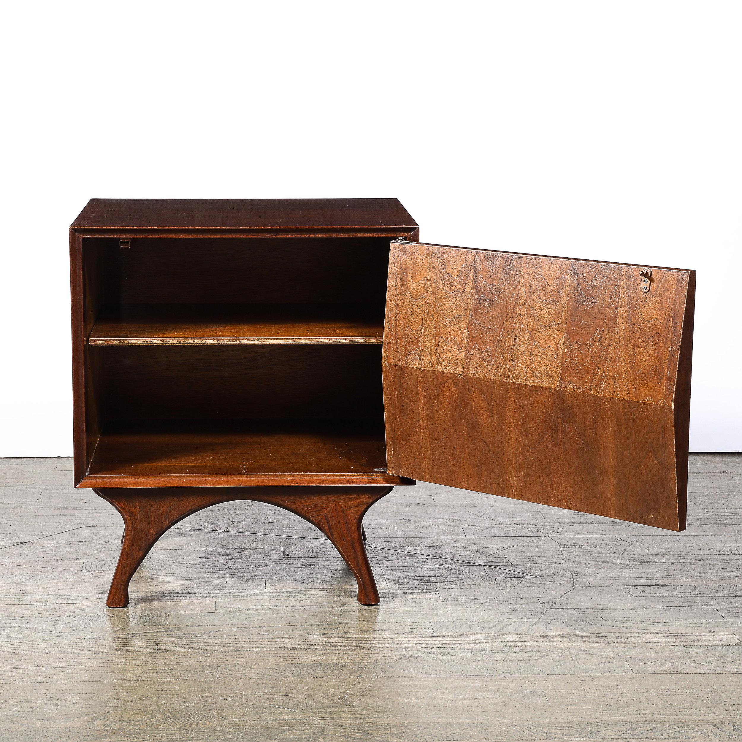 Mid-Century Book-Matched Walnut Diamond Front Nightstands by Albert Parvin In Excellent Condition For Sale In New York, NY