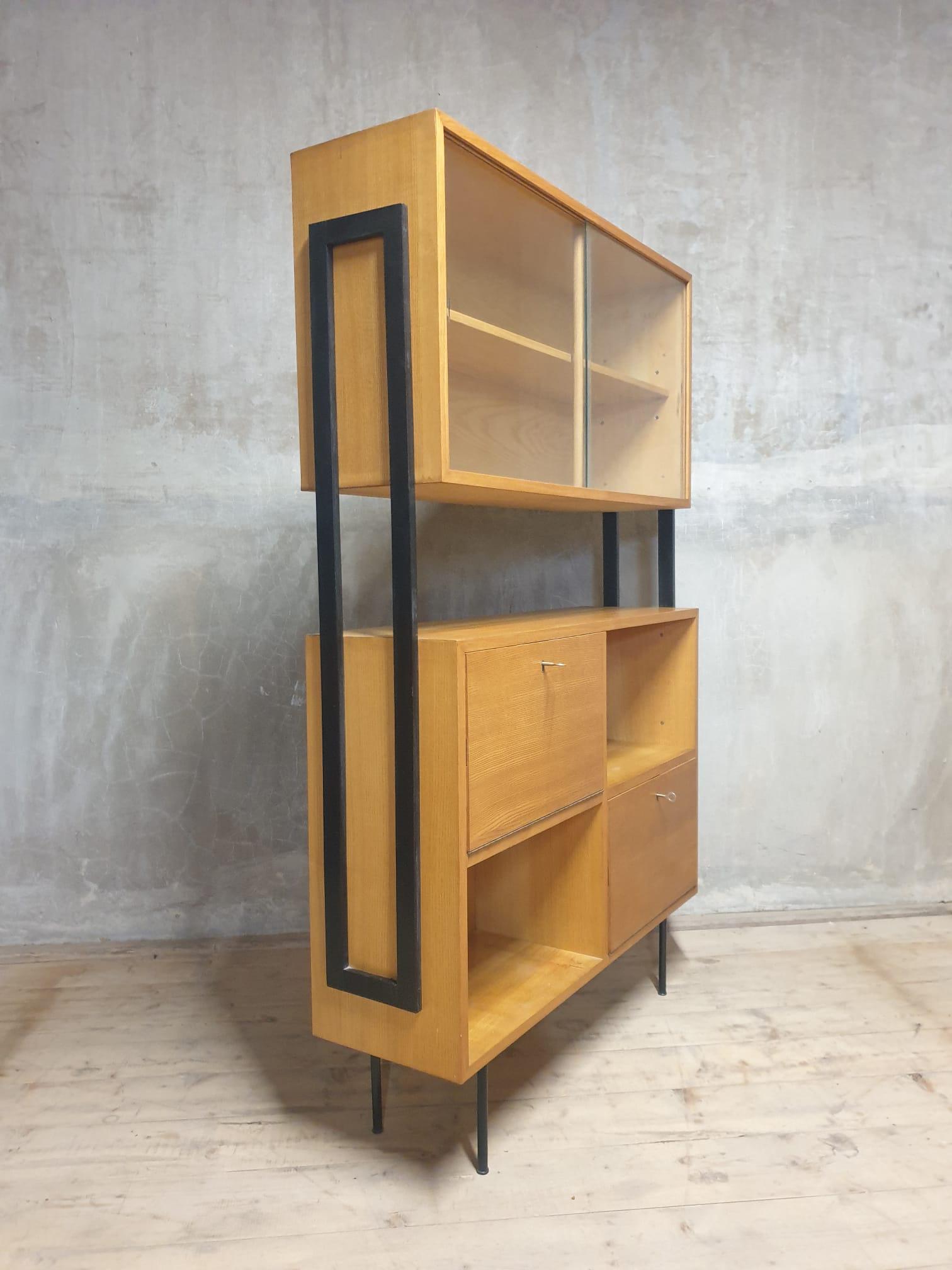 Mid century Bookcase, 1960´s, Czechoslovakia For Sale 5