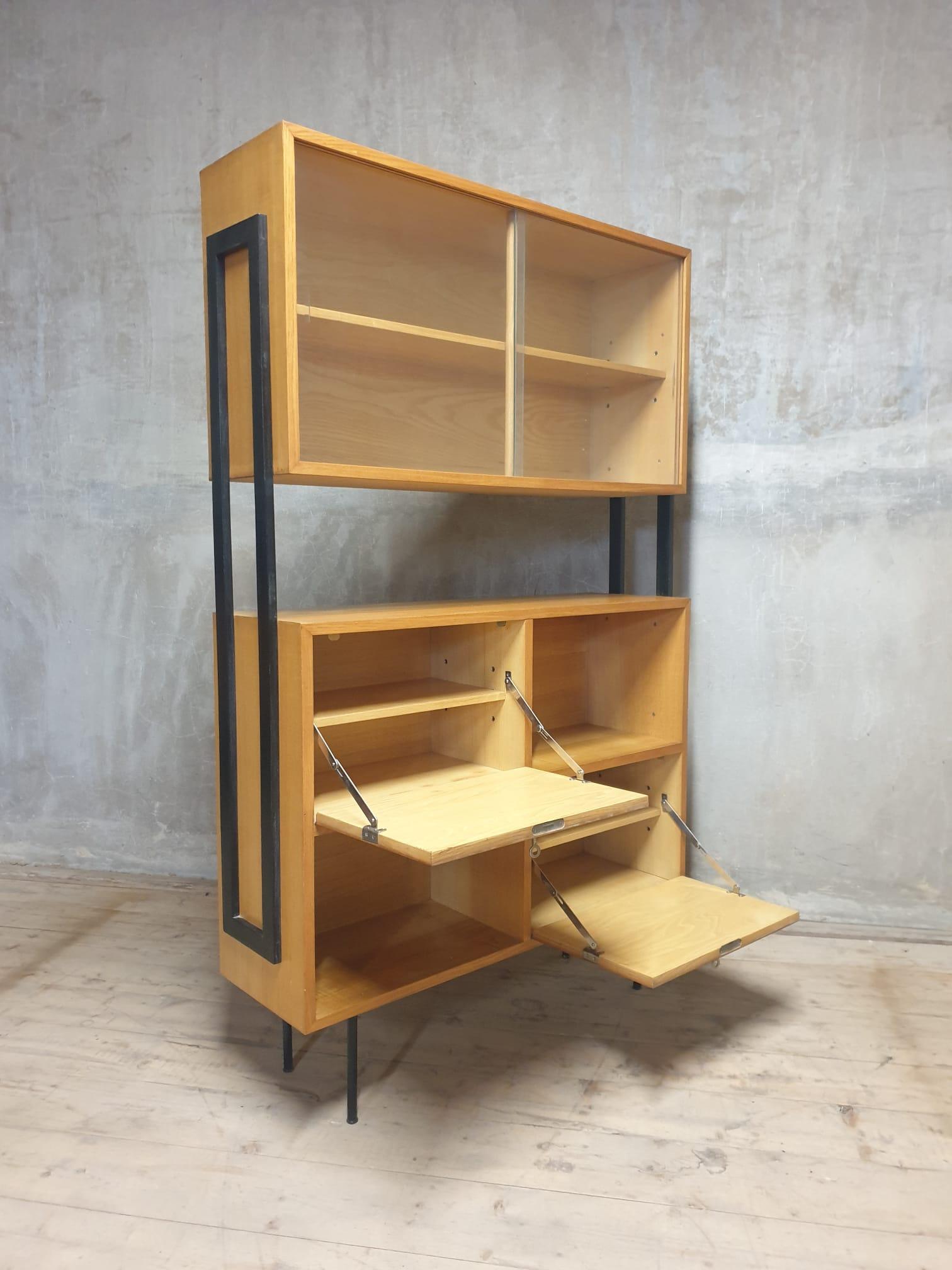 Mid-Century Modern Mid century Bookcase, 1960´s, Czechoslovakia For Sale