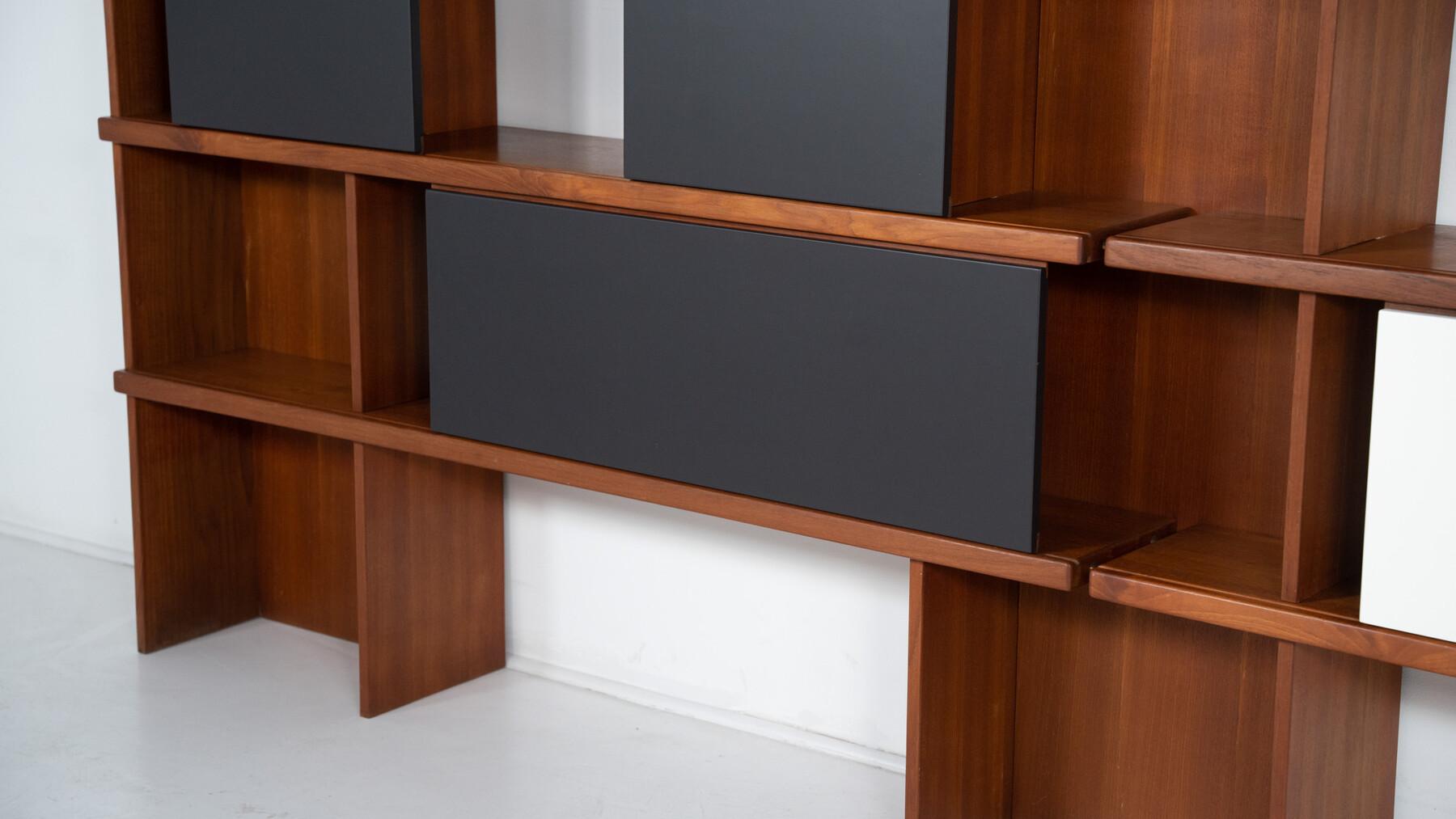 Mid-Century Modern Mid-Century Bookcase by Ilmari Tapiovaara, La Permanente Mobili Cantu, 1950s For Sale