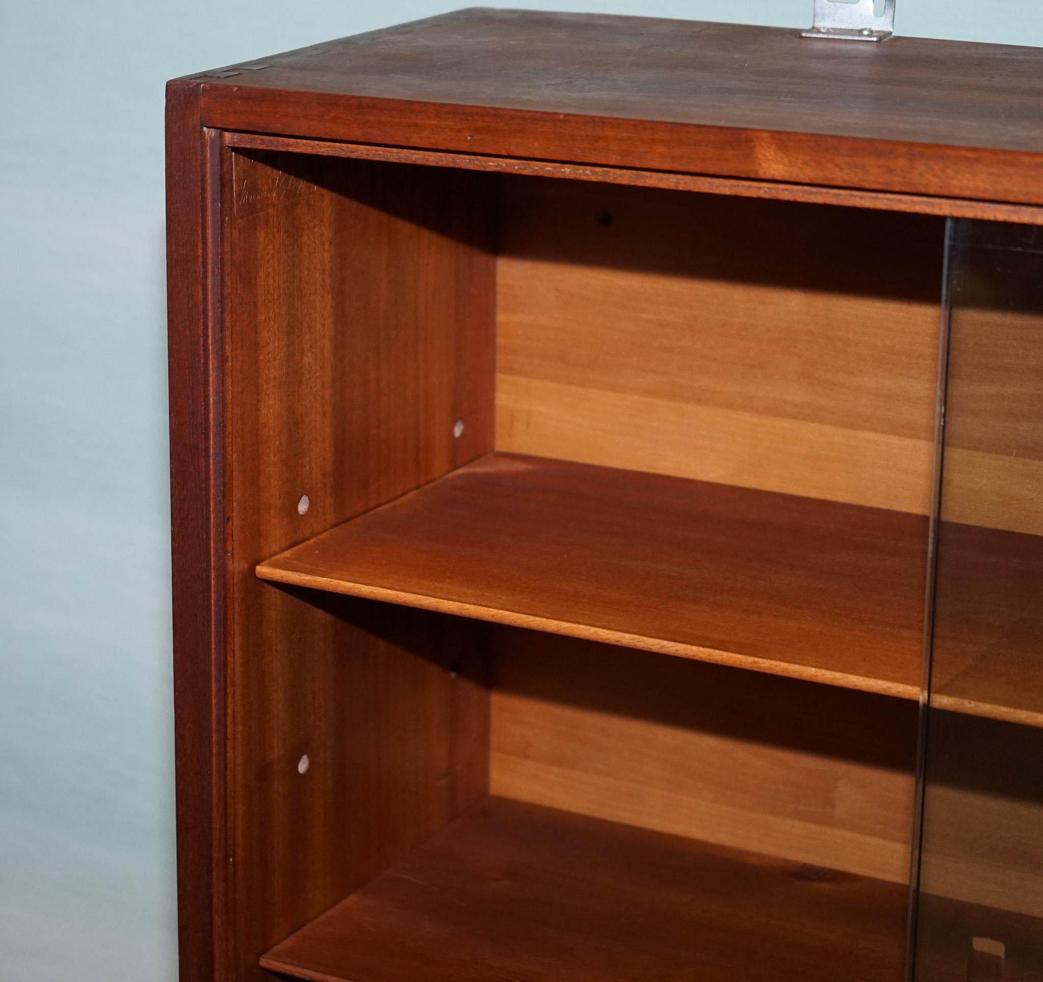 20th Century MID CENTURY BOOKCASE DISPLAY CABINET WITH GLASS SLiDING DOORS For Sale