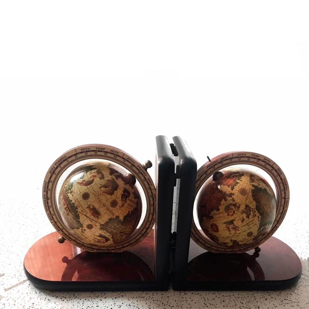 Mid-Century Bookends World Globe In Excellent Condition In Mombuey, Zamora
