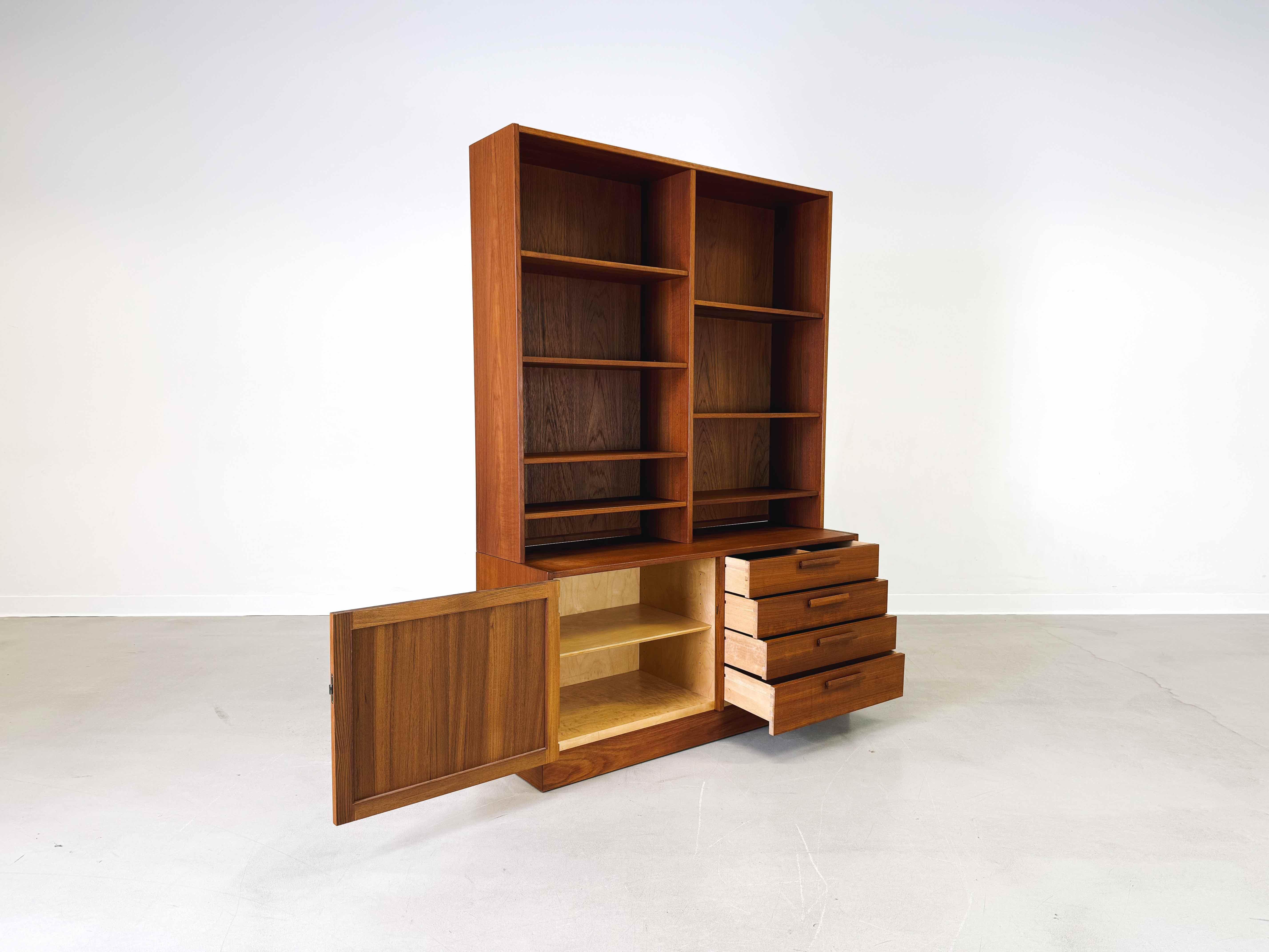 Mid Century Bücherregal Troeds Nils Jonsson Teak Schweden Domi Monté (Deutsch) im Angebot