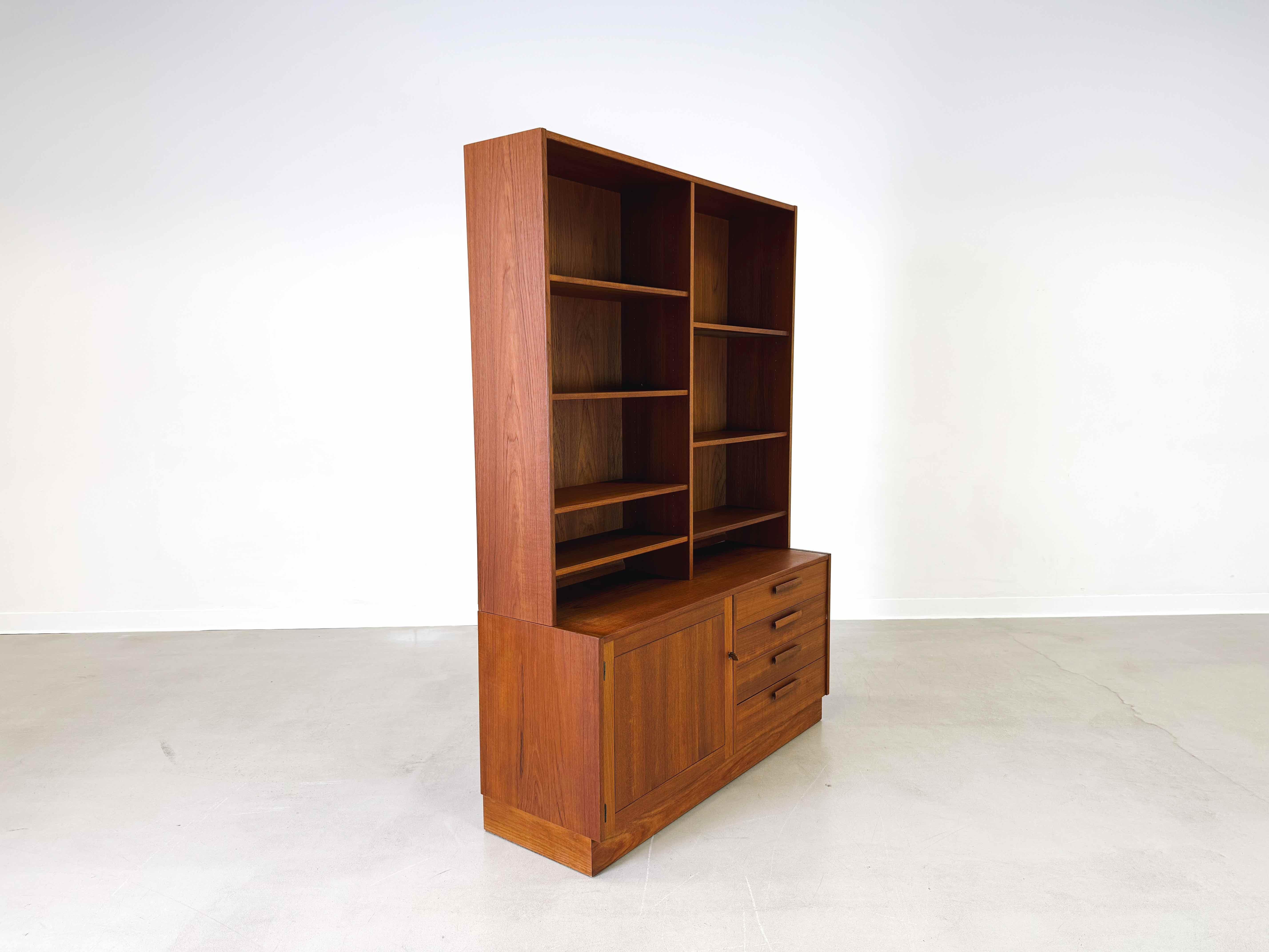 Mid Century Bücherregal Troeds Nils Jonsson Teak Schweden Domi Monté (Teakholz) im Angebot