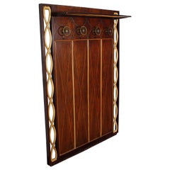Percha de pared Borsani de mediados de siglo en madera oscura, años 40, Italia