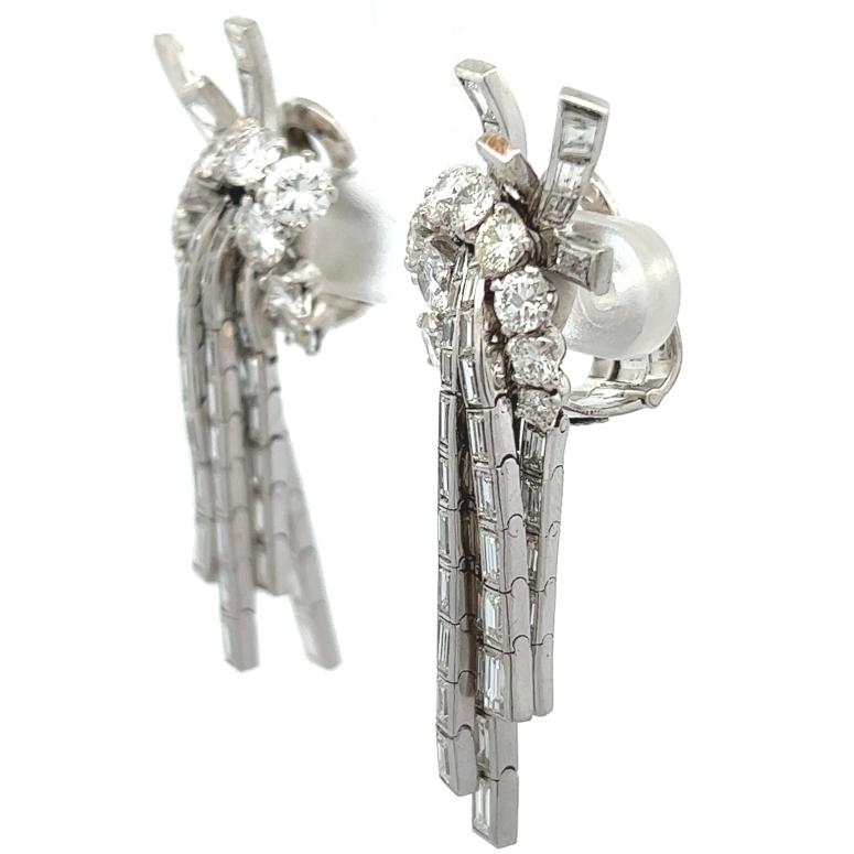 Mid Century Boucheron Diamond Platinum Ear Clip Earrings In Excellent Condition In Beverly Hills, CA