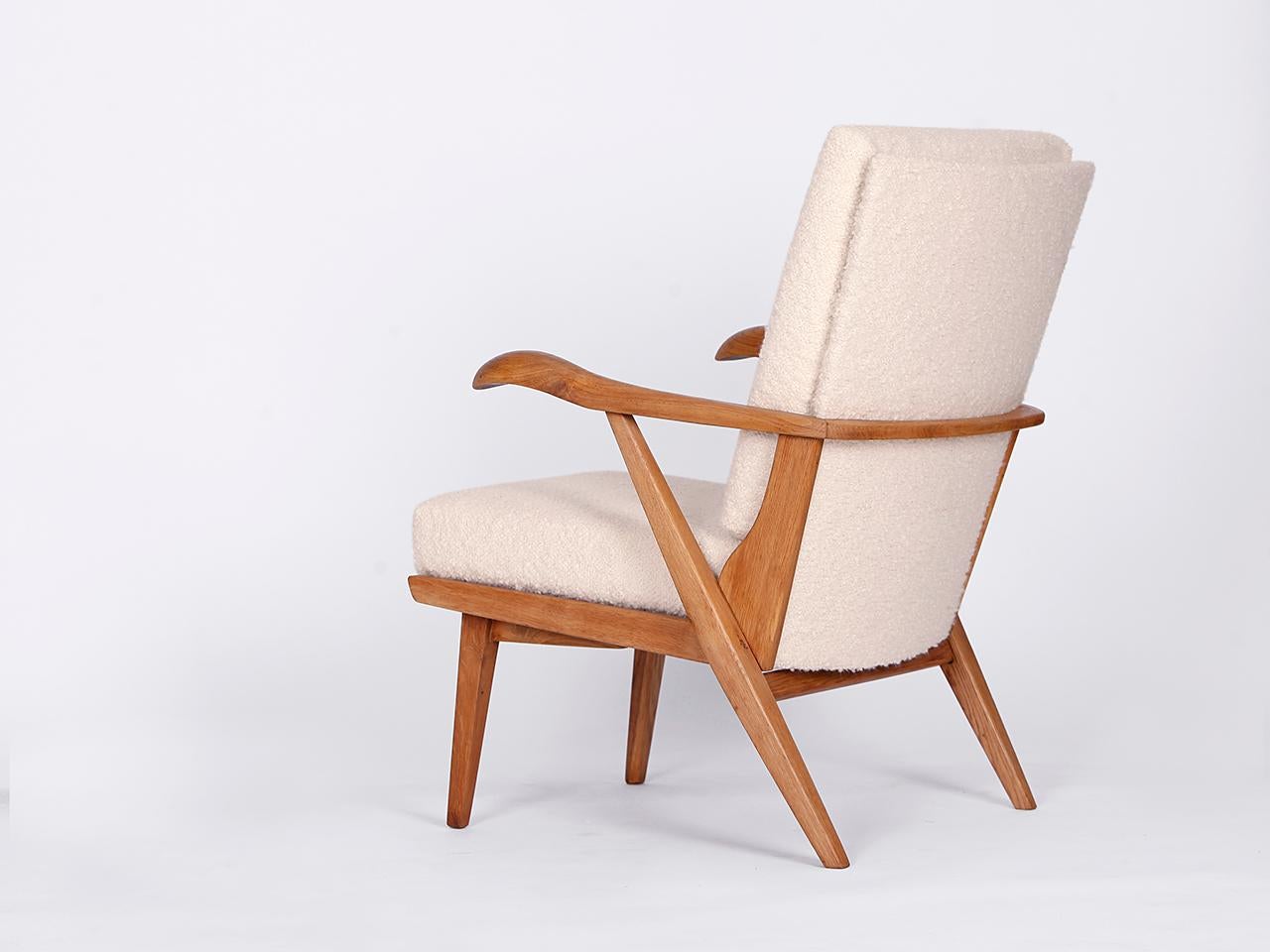 Boucle-Sessel aus der Mitte des Jahrhunderts, 1960er Jahre (20. Jahrhundert) im Angebot