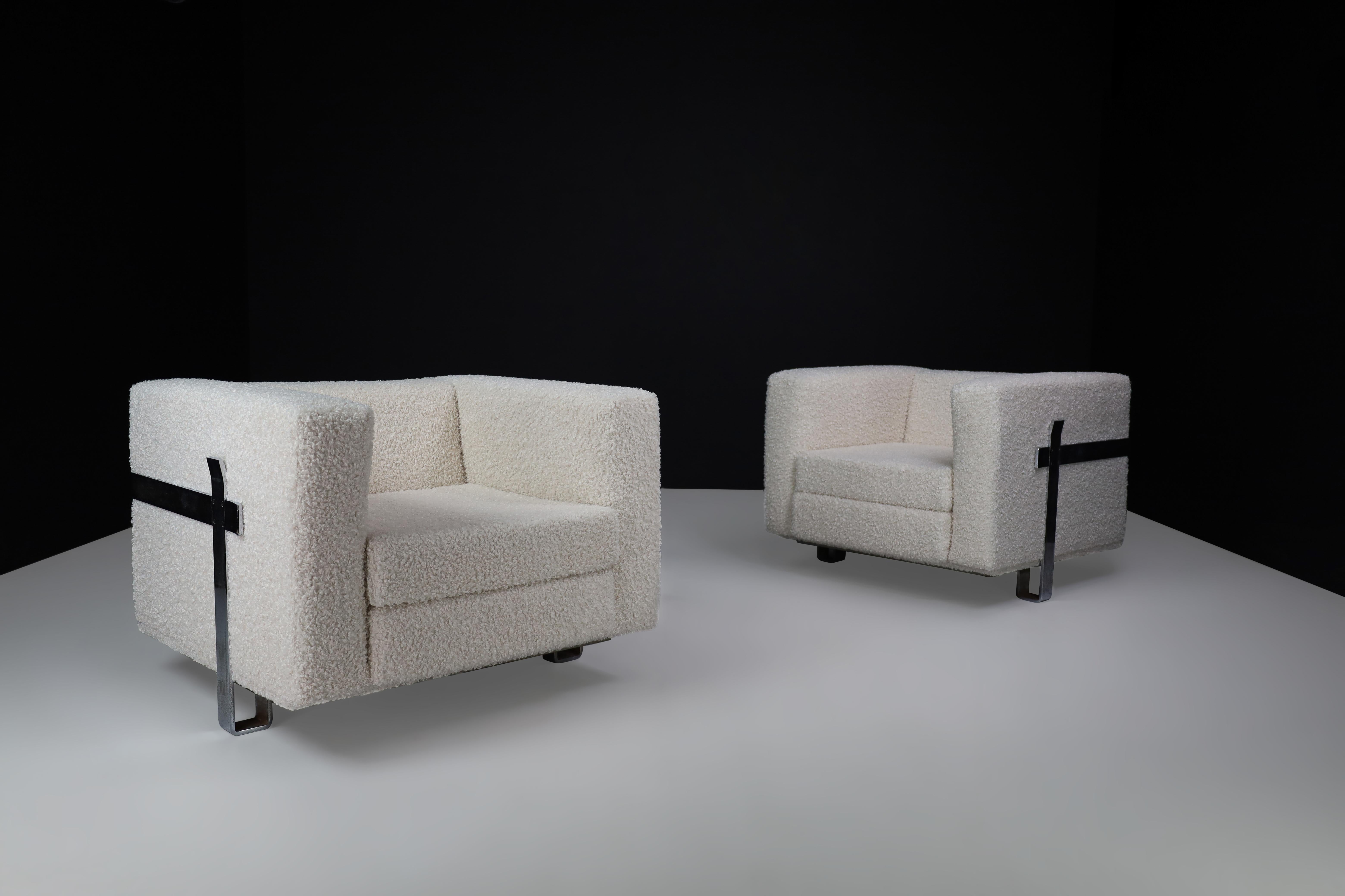 Midcentury Bouclé Lounge Chairs Designed by Luigi Caccia Dominioni for Azucena, Italy, 1950s.

These midcentury lounge chairs, created by Luigi Caccia Dominioni for Azucena in Italy during the 1950s, are a beautiful addition to any space.