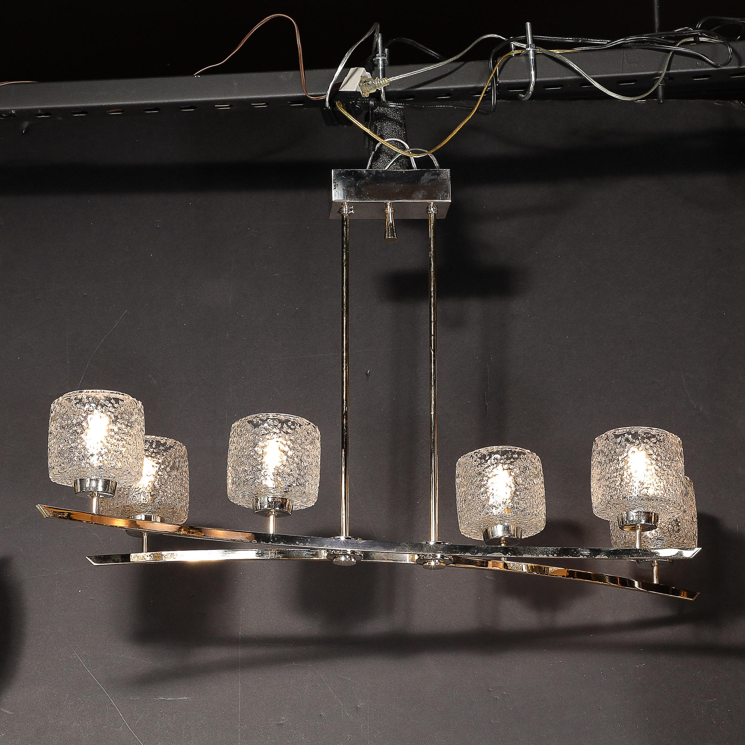 Lampadario a sospensione a forma di arco di metà secolo in ottone lucido e nichel con vetro screziato in vendita 7