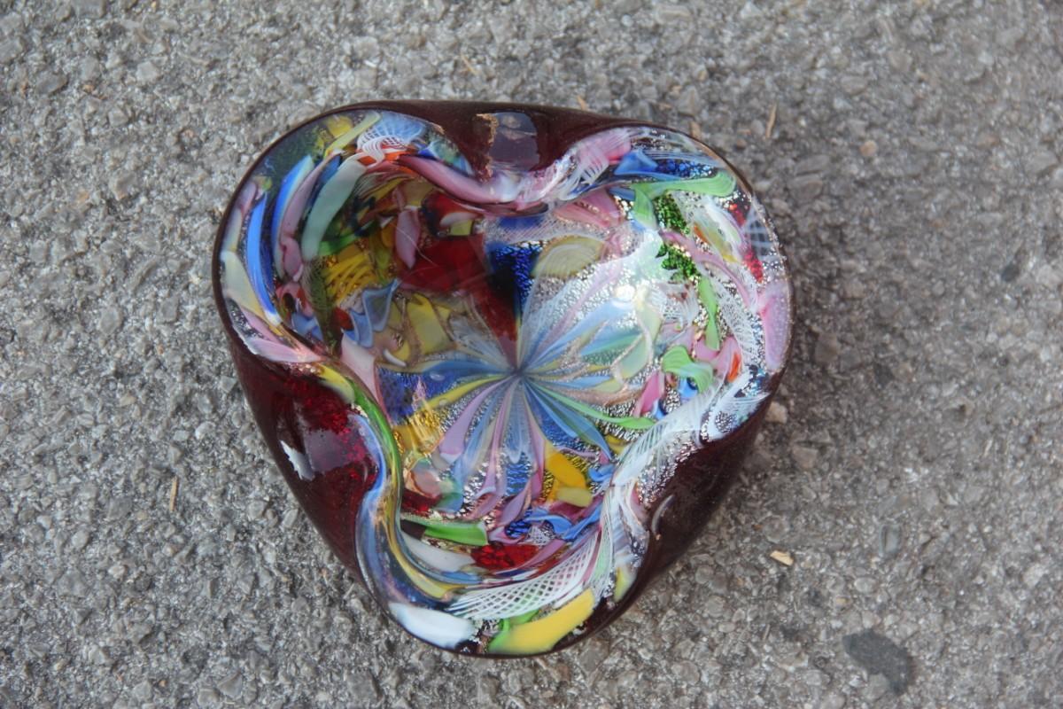 Midcentury bowl Murano glass Avem multicolor Italian Design, 1950s red white.
Avem= Arte Vetraria Muranese.