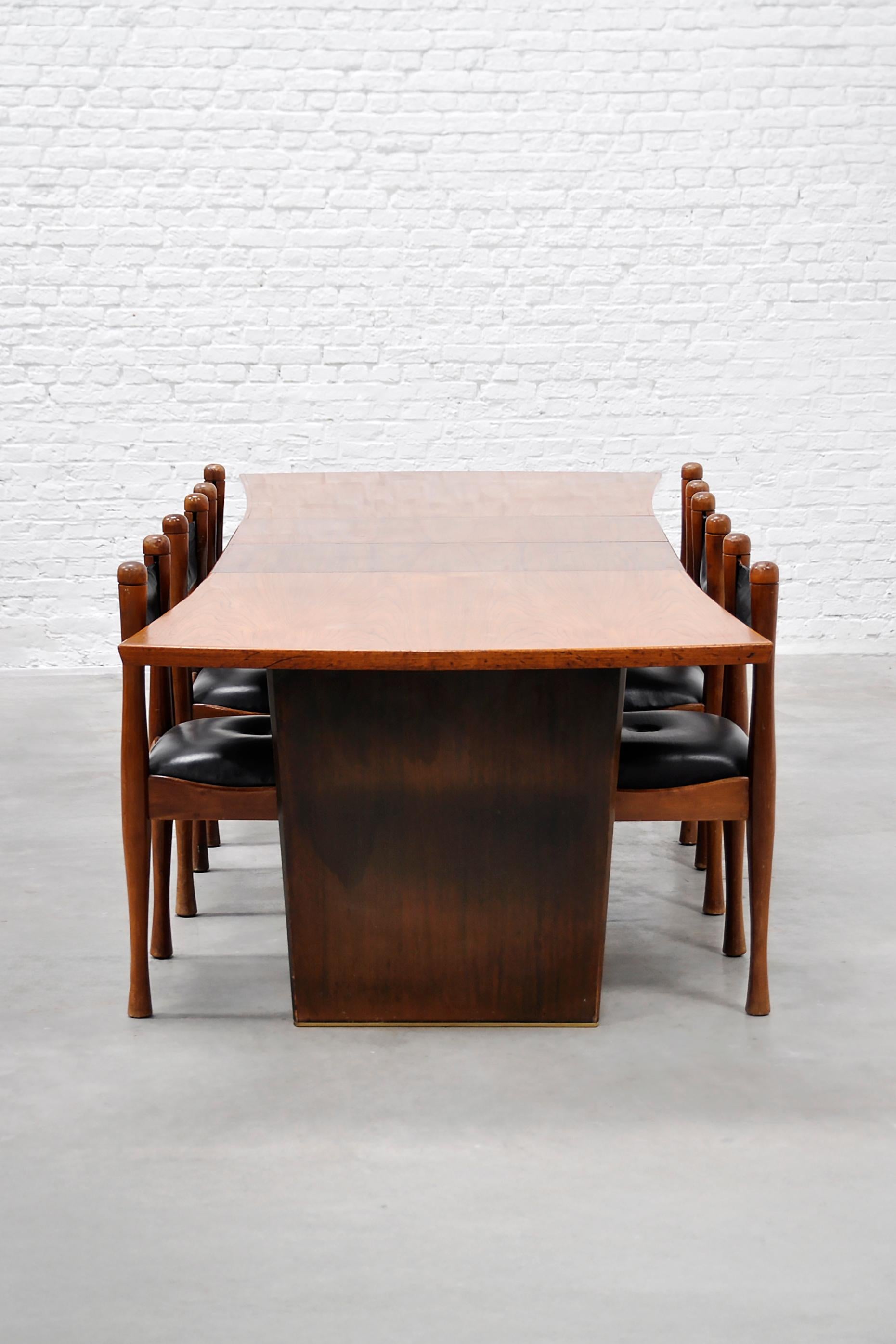 Mid-Century “Bow‑Tie” Dining Table by Harvey Probber, Inc 1955, Teak & Brass For Sale 3