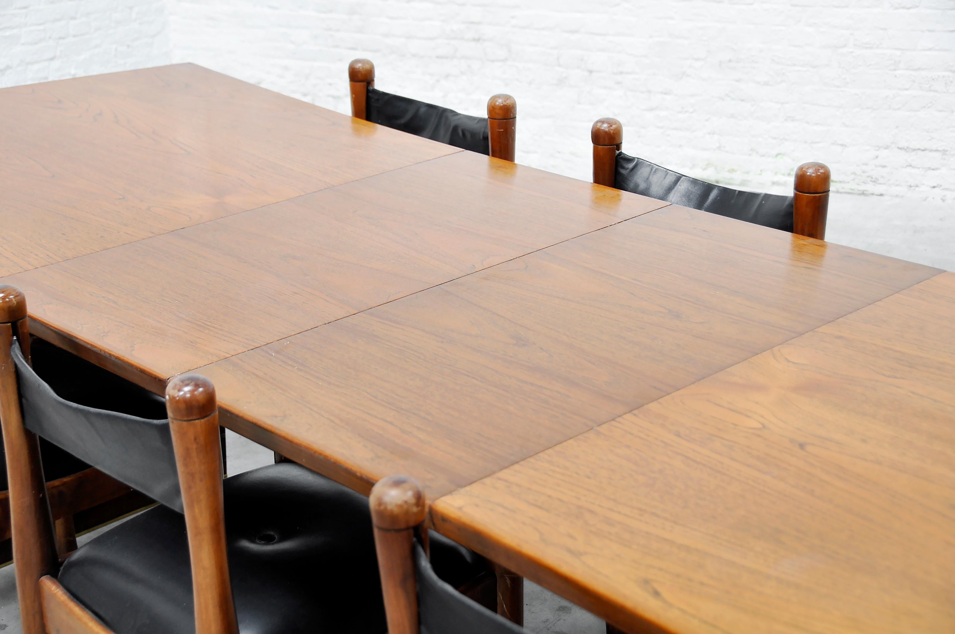 Mid-Century “Bow‑Tie” Dining Table by Harvey Probber, Inc 1955, Teak & Brass For Sale 5