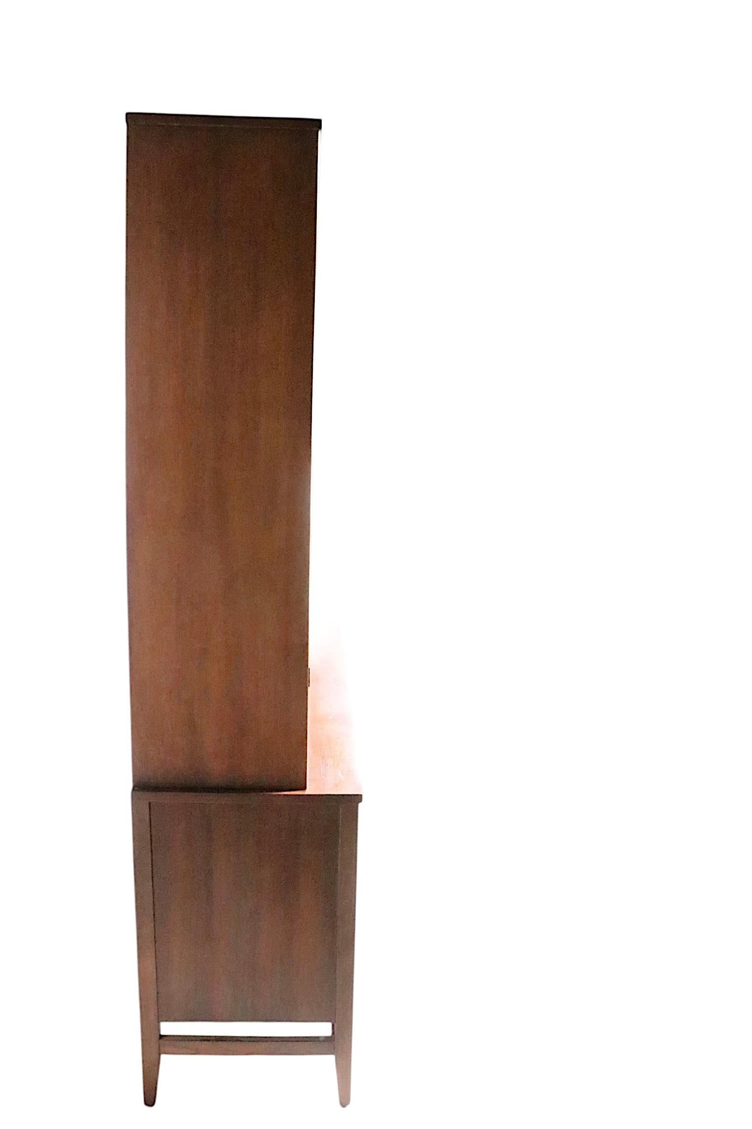 Mid-Century moderno Credenza Broyhill Brasilia, credenza del Medioevo di Broyhill in vendita