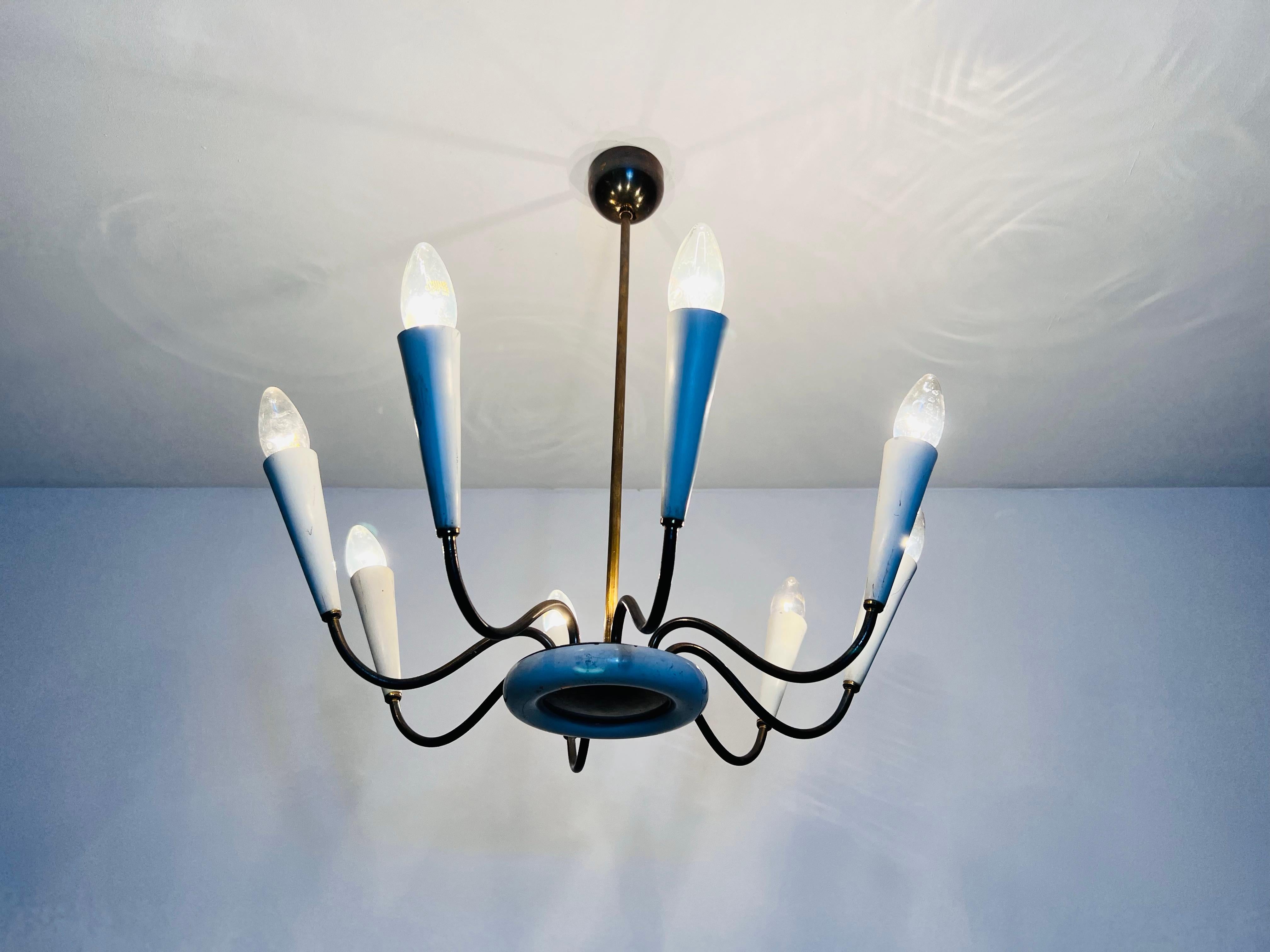 Lampadario a 8 bracci Sputnik in ottone di metà secolo, anni '50, Italia in vendita 3