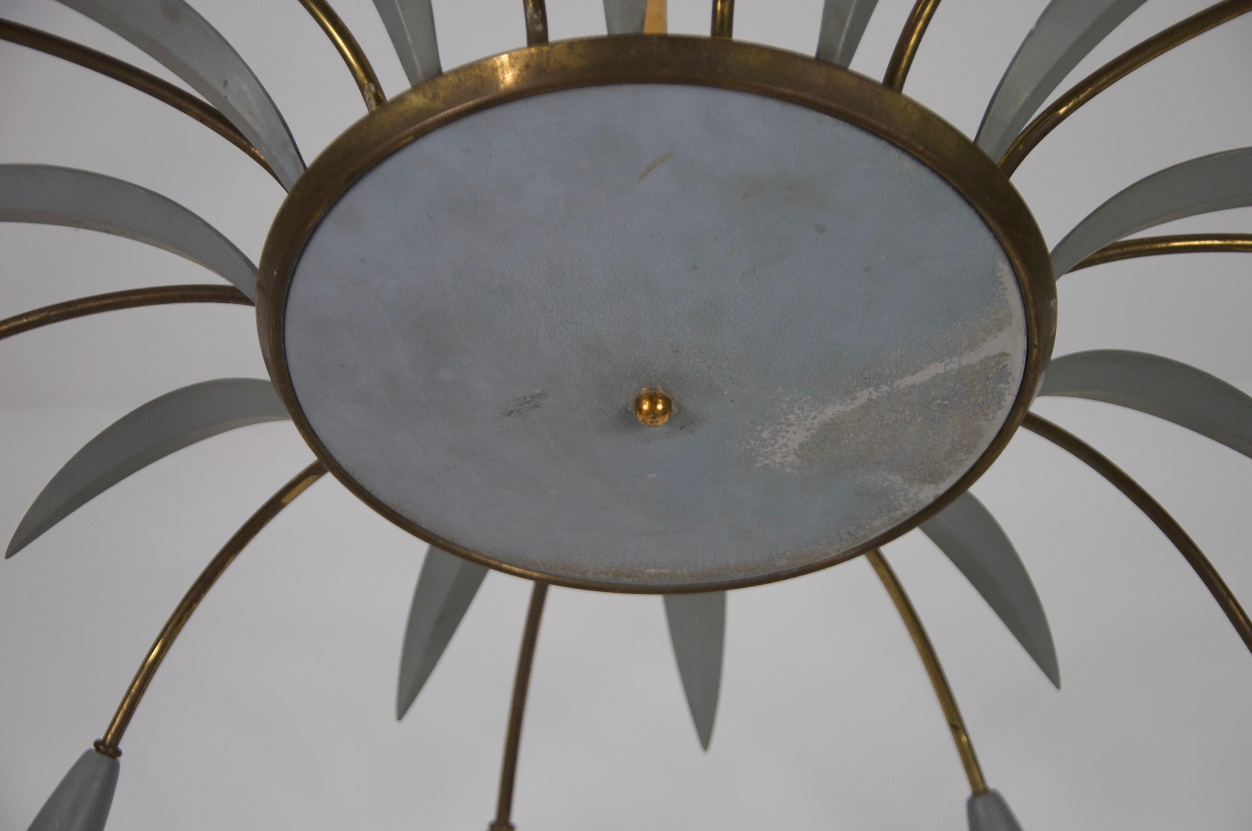 Lampadario a 8 bracci Sputnik in ottone di metà secolo, anni '50, Italia in vendita 3