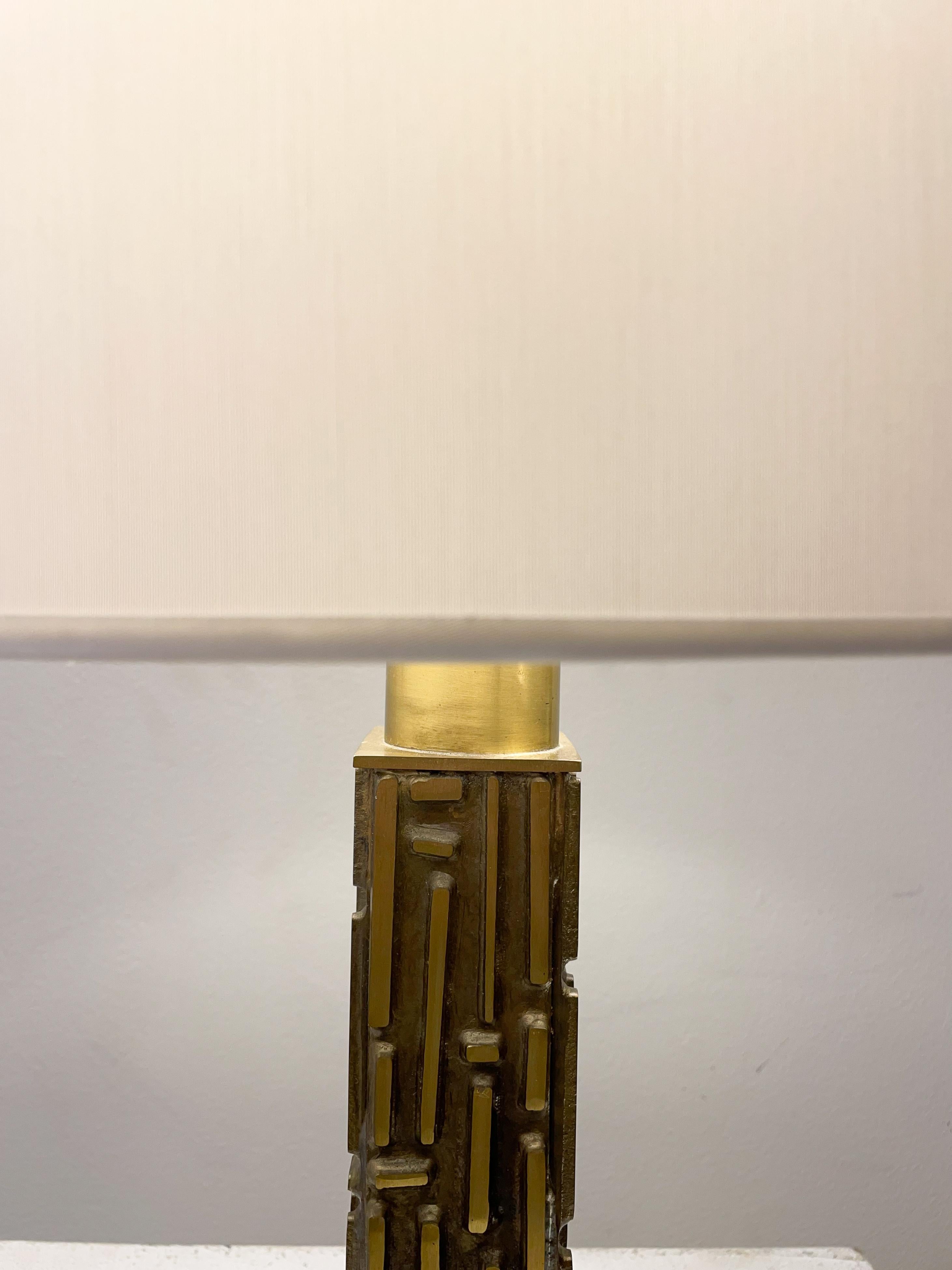 Mid-Century Brass and Bronze Table lamp by Luciano Frigerio, Italy, 1970s In Good Condition For Sale In Brussels, BE