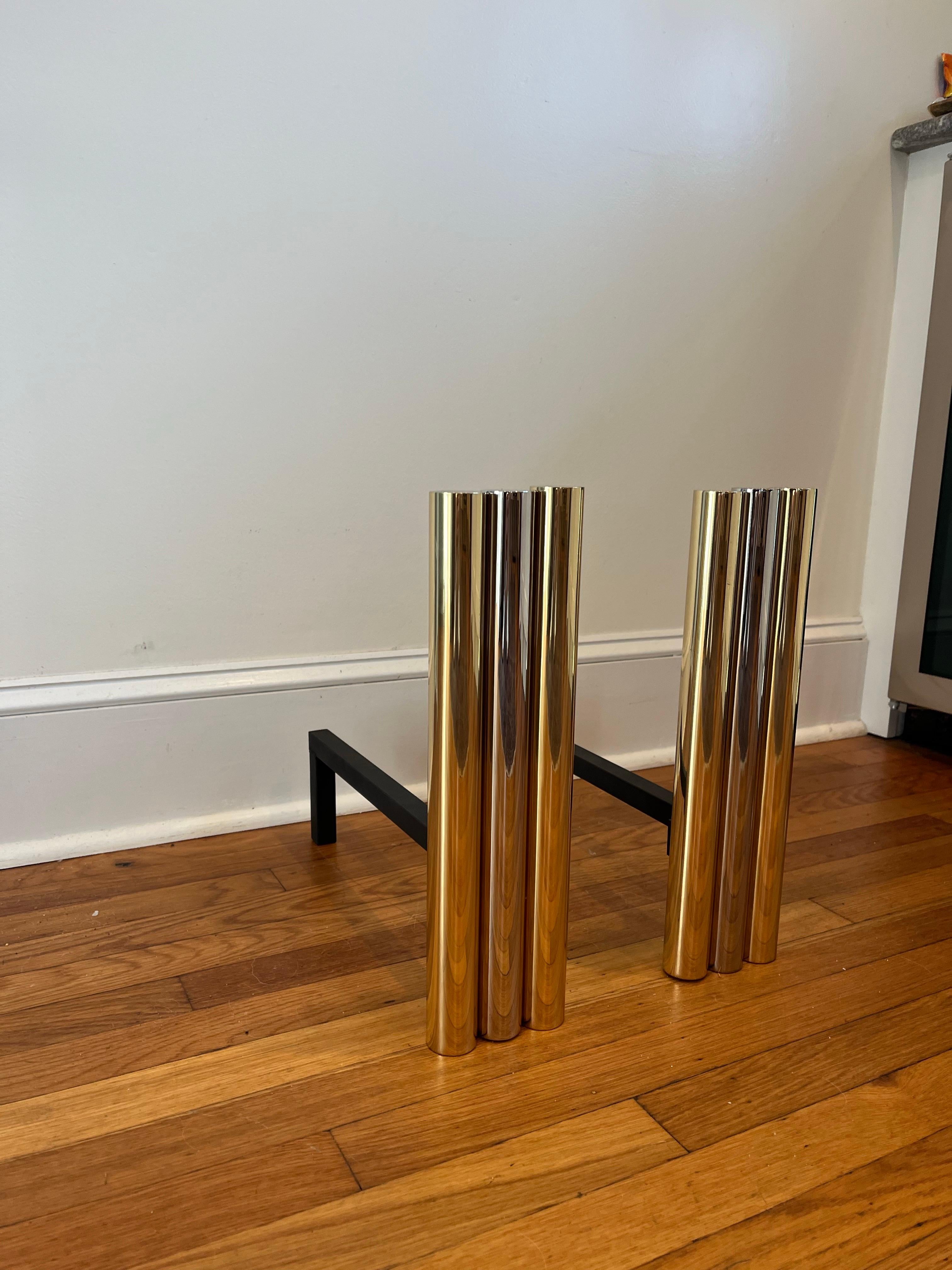 Mid Century Brass and Chrome Andirons Chenets In condizioni buone in vendita a W Allenhurst, NJ