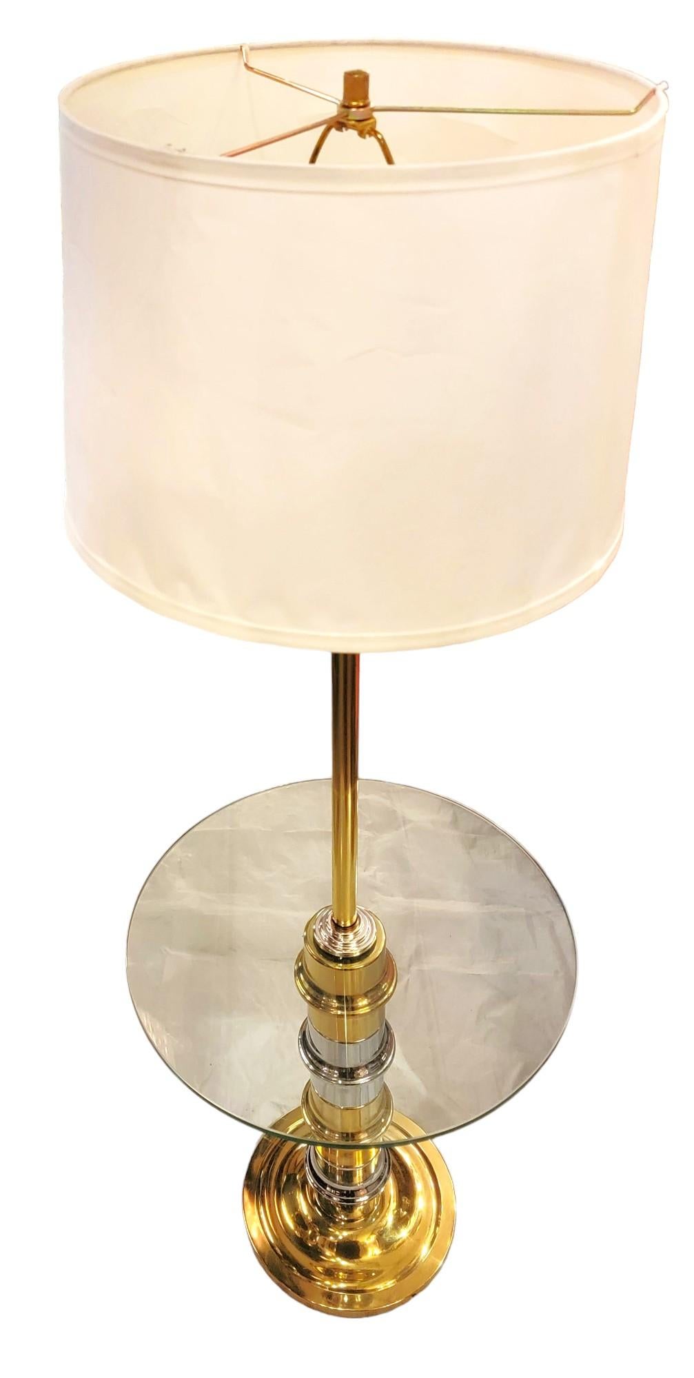 Mid Century Brass and Chrome Table Lamp In Good Condition For Sale In Pasadena, CA