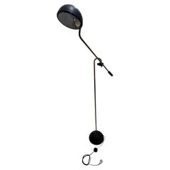 Verstellbare Stehlampe aus Messing und emailliertem Aluminium aus der Mitte des Jahrhunderts, 1960er Jahre