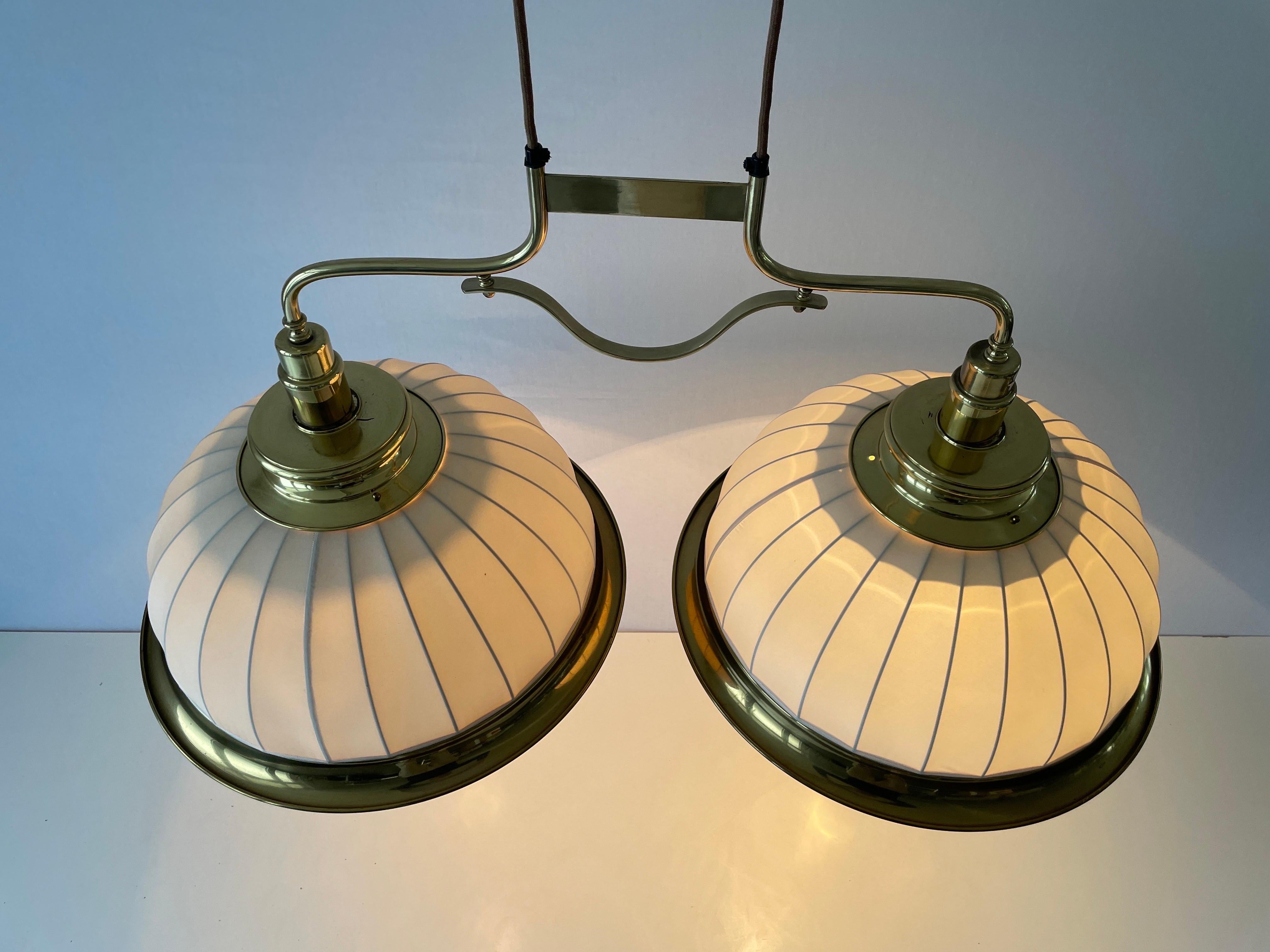 Lampada da soffitto a due paralumi in ottone e tessuto di WKR, 1960, Germania in vendita 10