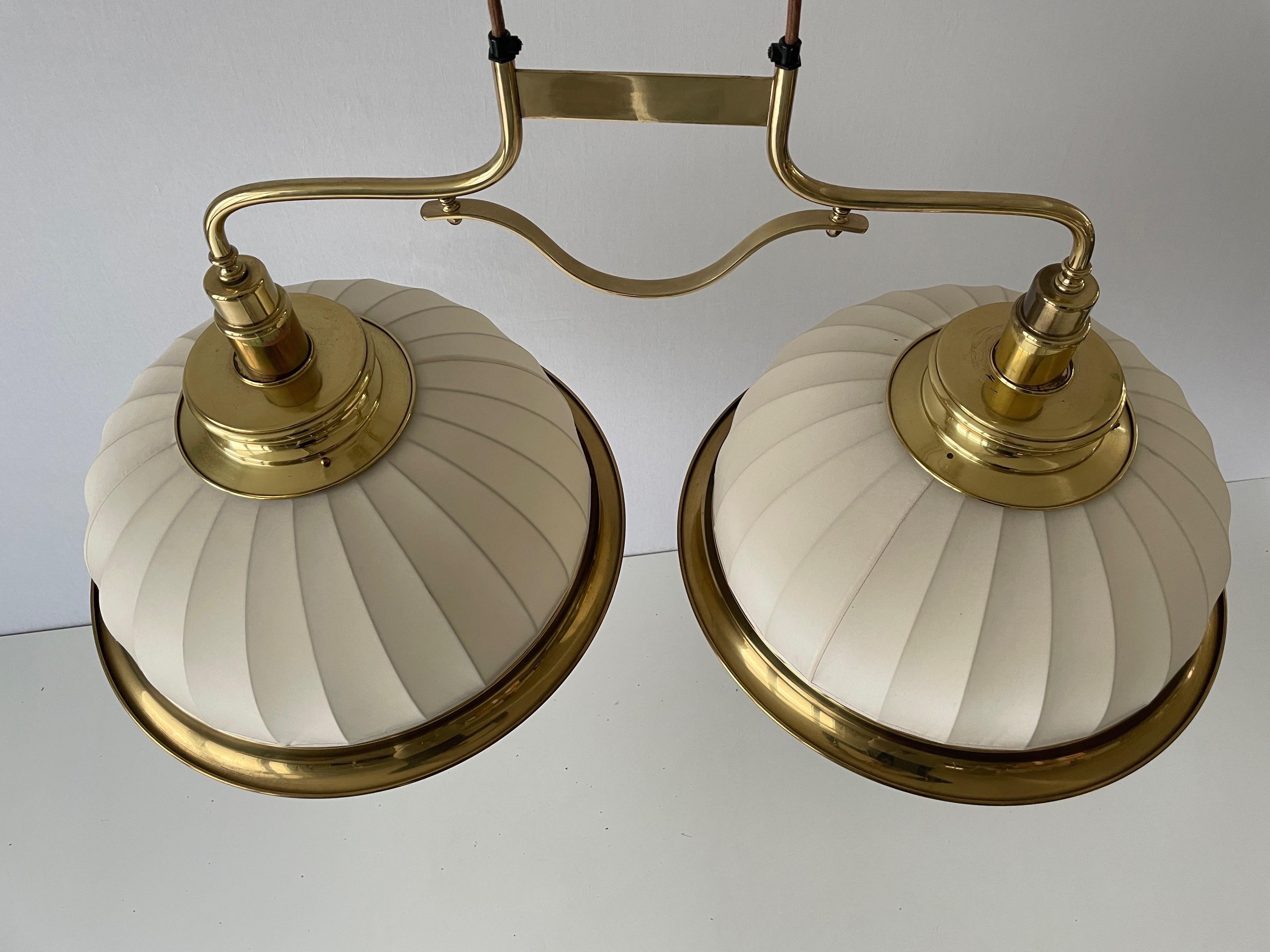 Lampada da soffitto a due paralumi in ottone e tessuto di WKR, 1960, Germania in vendita 11