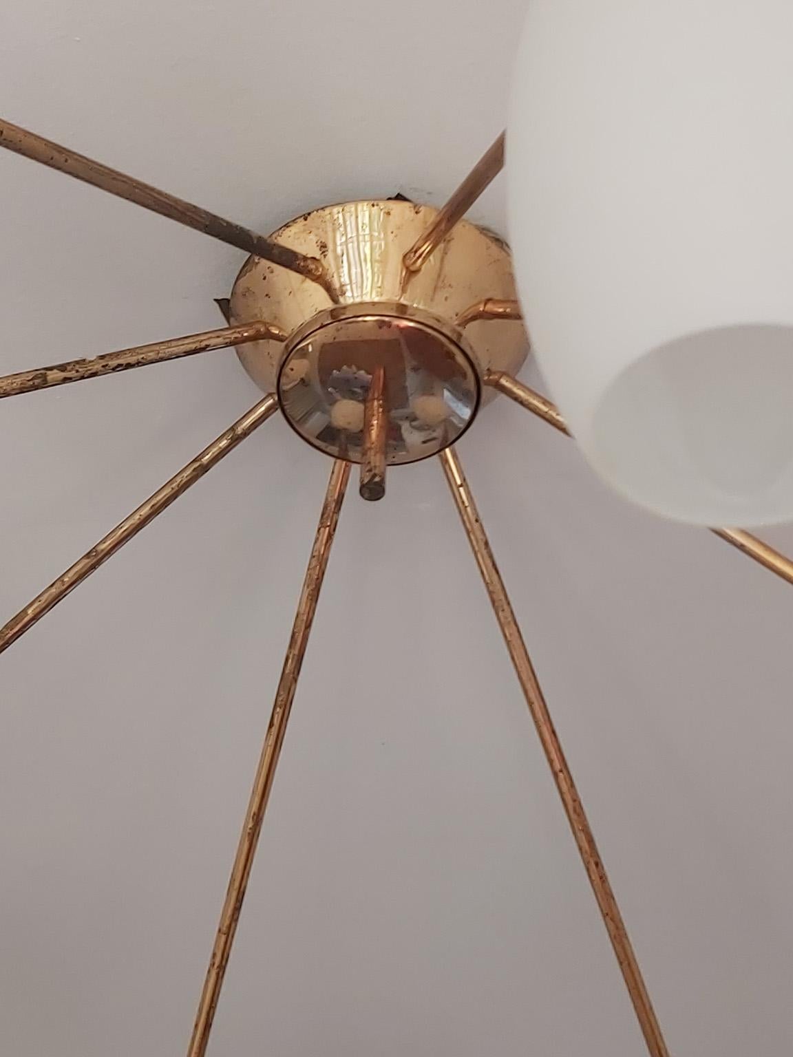 Arredoluce Midcentury Brass and Glass Large Chandelier, Milan 1950s For Sale 2