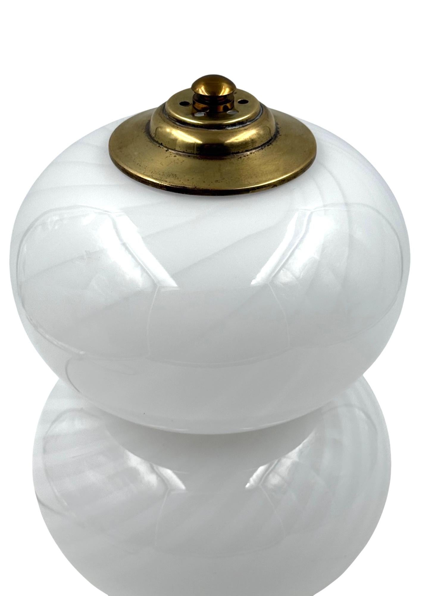 Lampe de table en laiton et verre du milieu du siècle, Gielle Italie, 1970 en vente 5