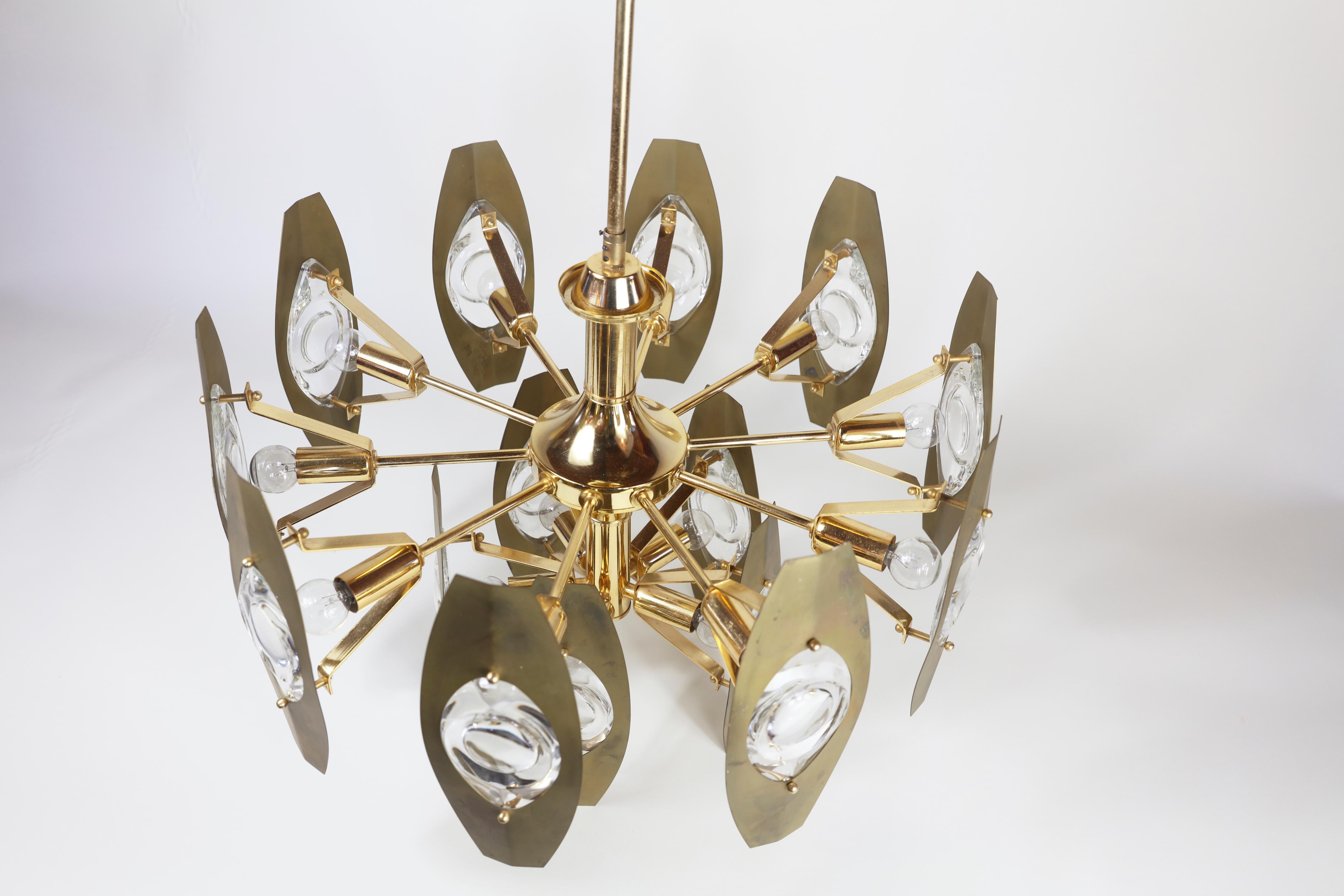 Mid-Century Brass and Glass w/ Ellipsel Shaped Arms In Excellent Condition In Bridgehampton, NY