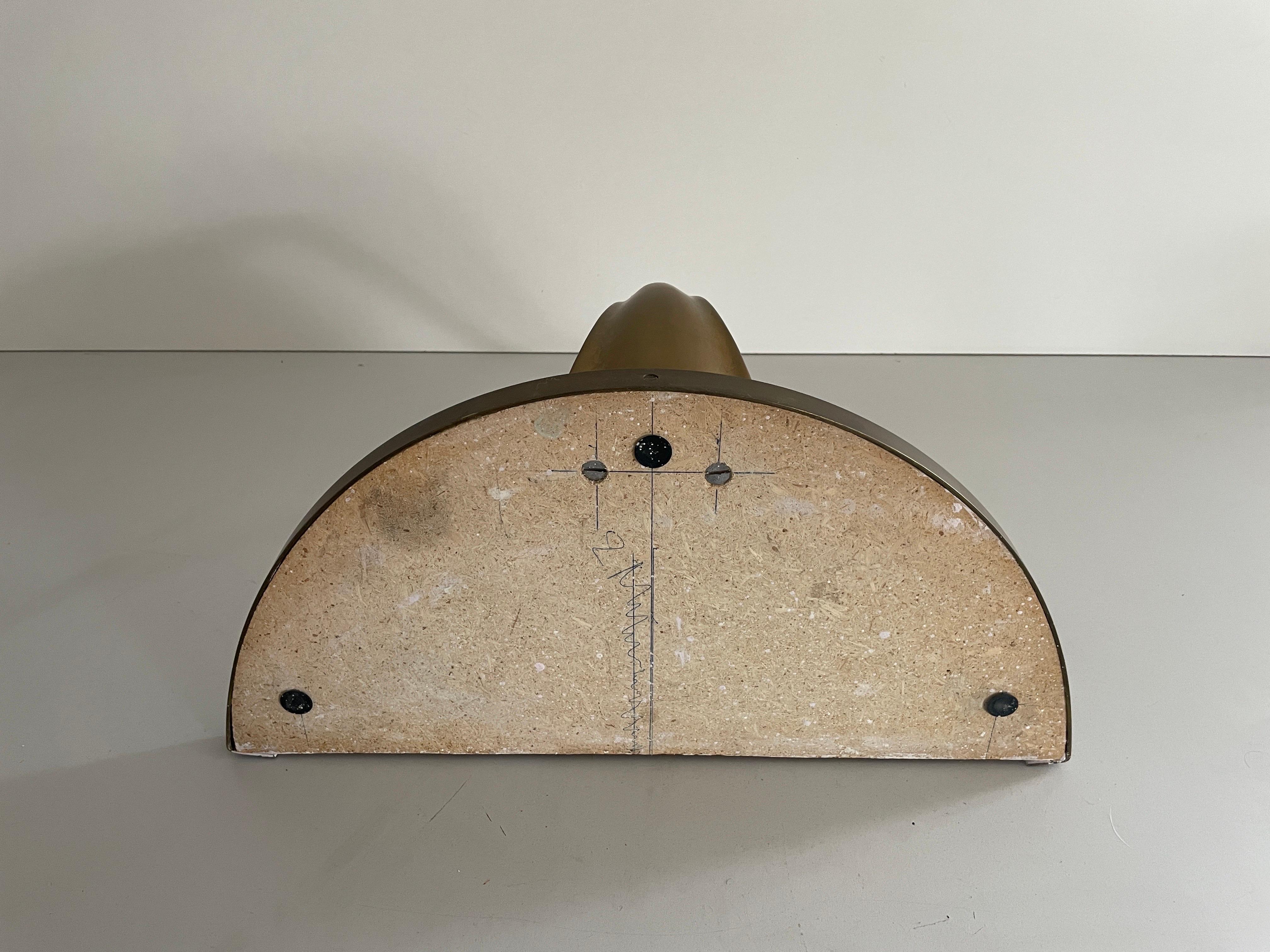 Consola de pared flotante de mediados de siglo, latón y tapa de mármol verde, años 50, Italia en venta 13