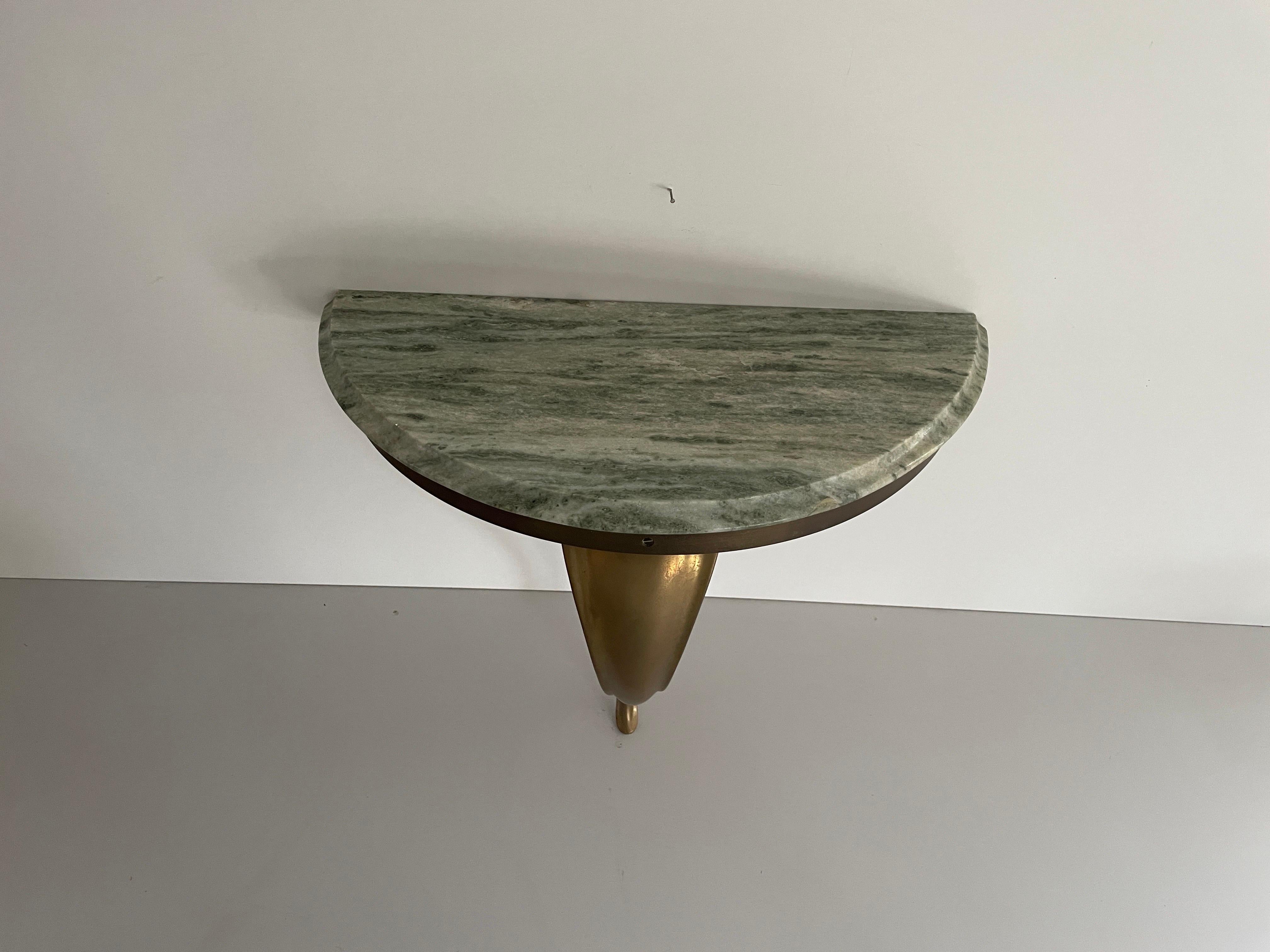 Consola de pared flotante de mediados de siglo, latón y tapa de mármol verde, años 50, Italia Latón en venta