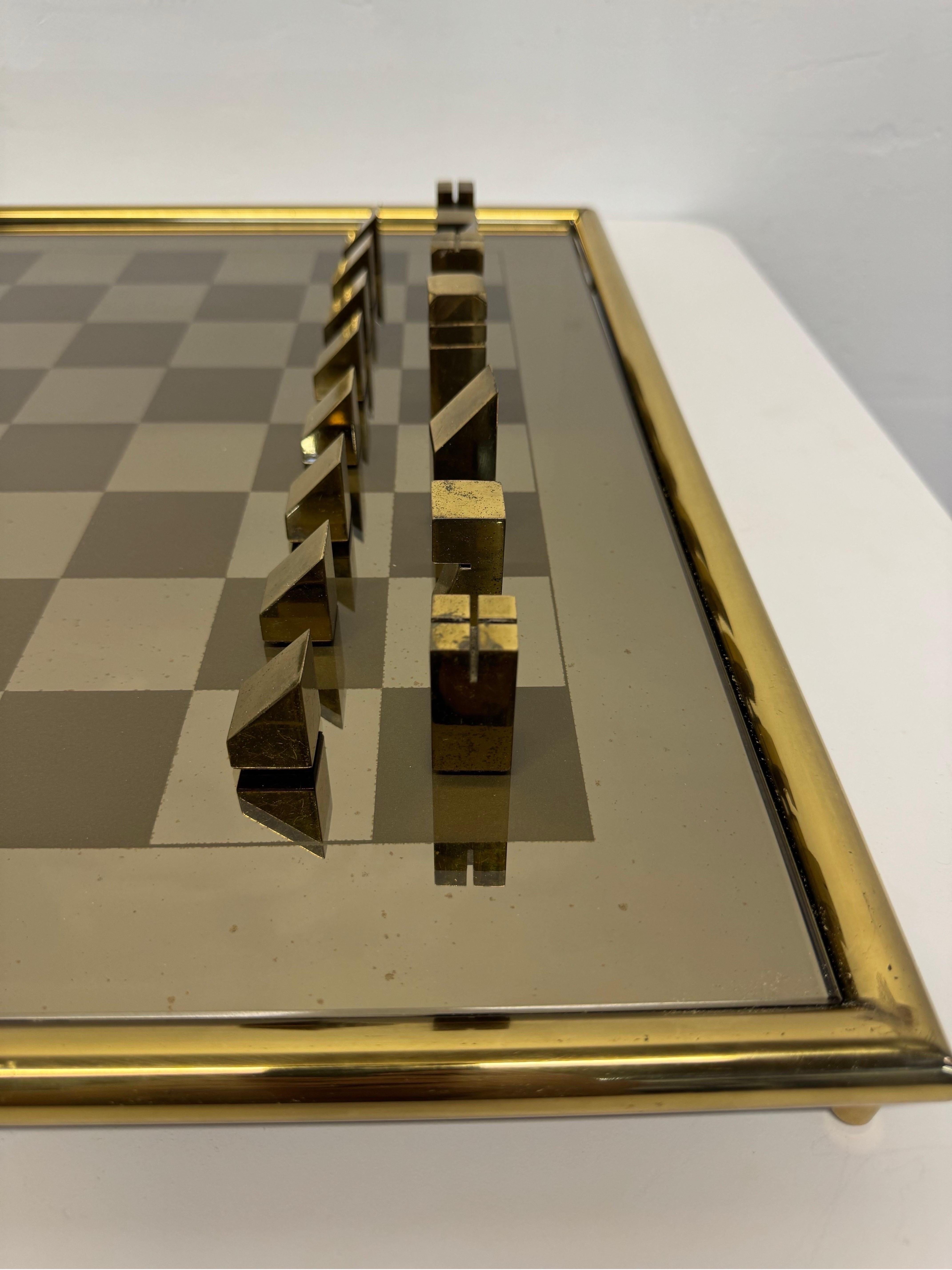 Mid-Century Brass and Gunmetal Chess Set With Mirrored Glass Inset Board, 1970s For Sale 1