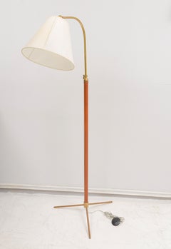 Lampada da terra in ottone e pelle Stitch by Stitch di metà secolo