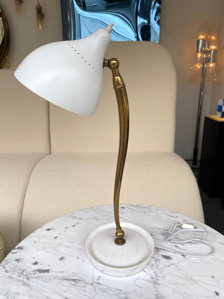 Mid Century Brass and Lacquered Metal Lamp by Stilnovo, Italy, 1950s For Sale 5