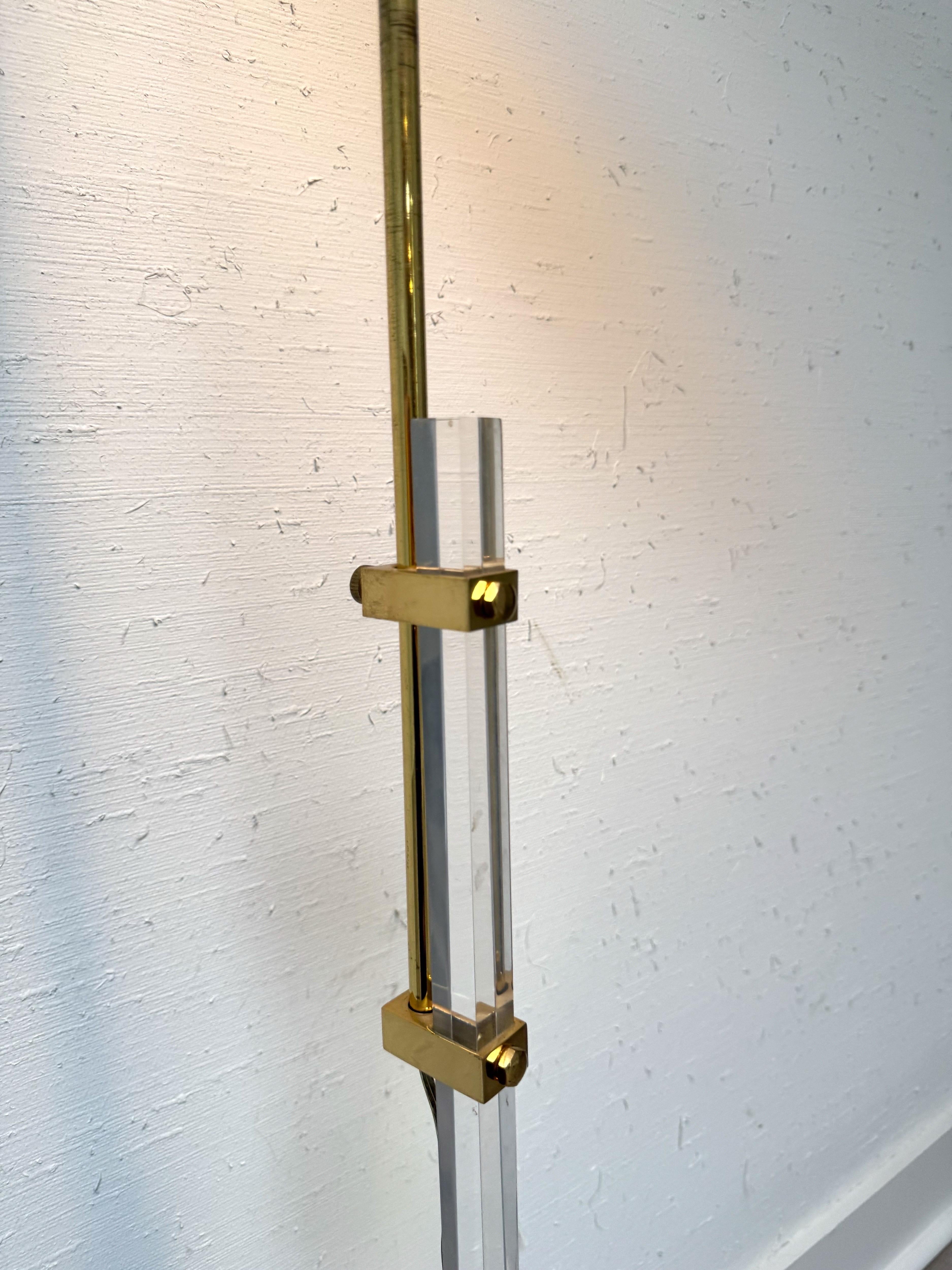 Mid-Century Brass and Lucite Bauer Pharmacy Floor Lamp For Sale 2