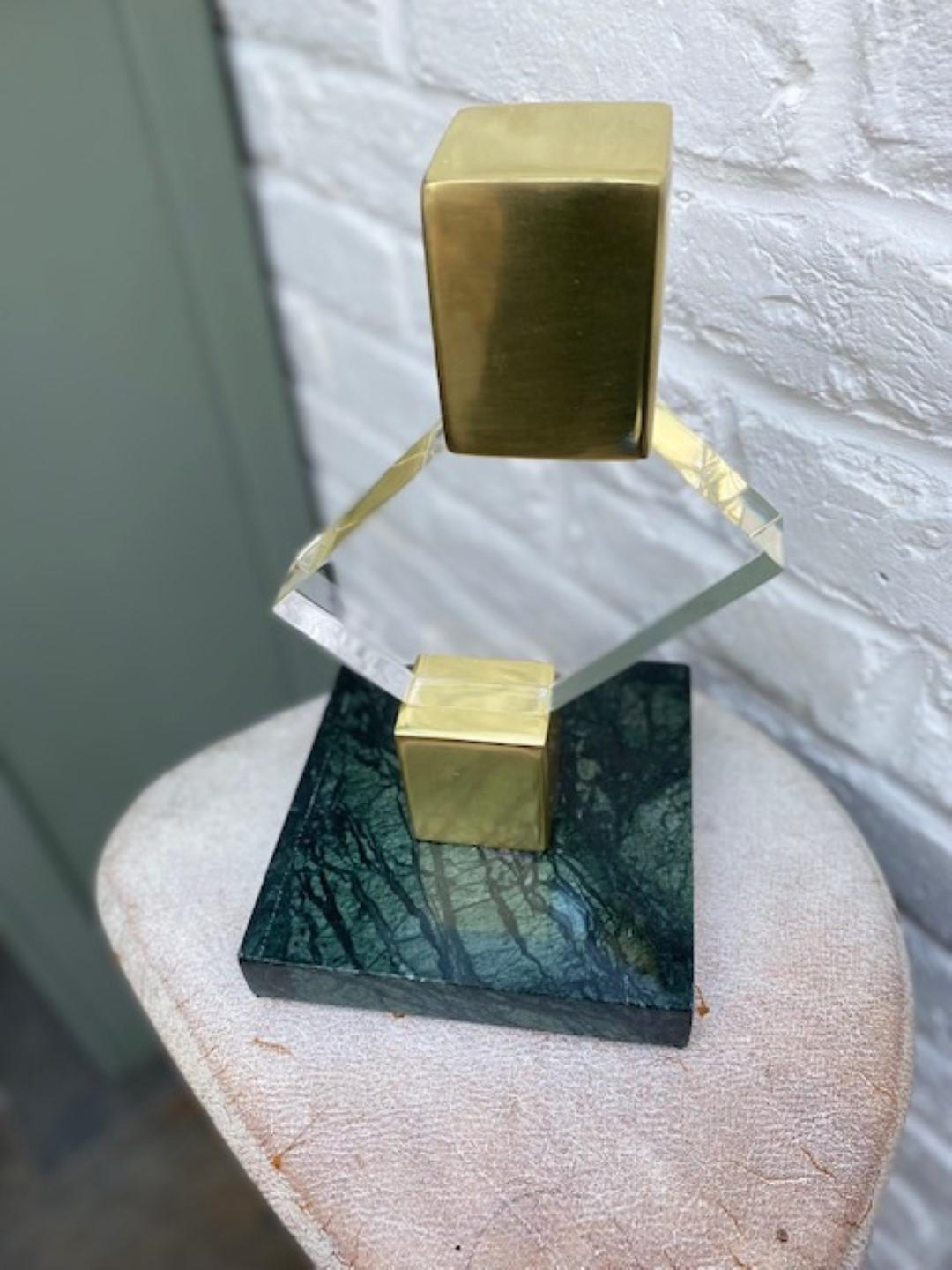 Mid-Century Brass and Lucite Sculpture on Green Marble Base, French, 1970s For Sale 5