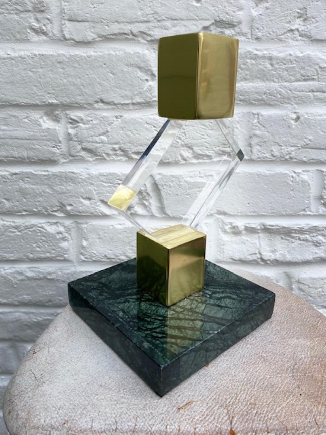 Mid-Century Modern Mid-Century Brass and Lucite Sculpture on Green Marble Base, French, 1970s For Sale