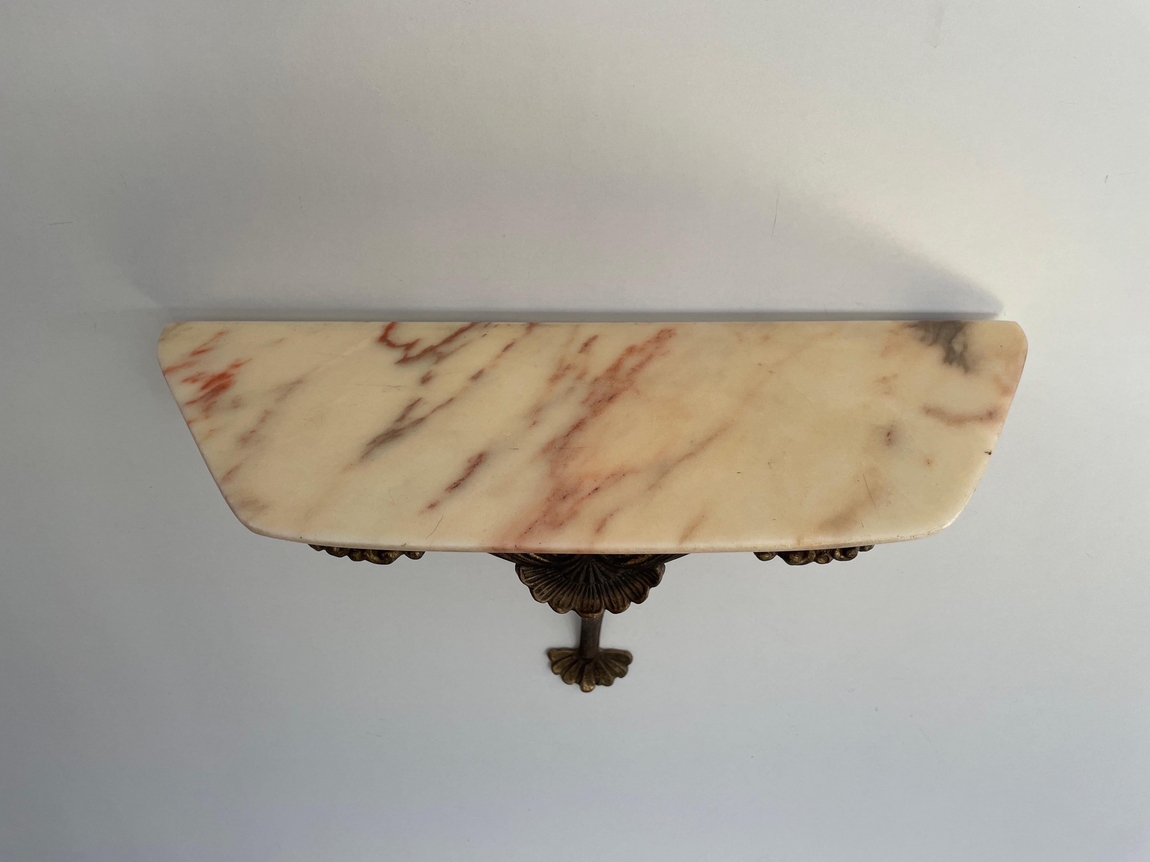 Metà XX secolo Consolle da parete galleggiante con piano in ottone e marmo, anni '50, Italia in vendita