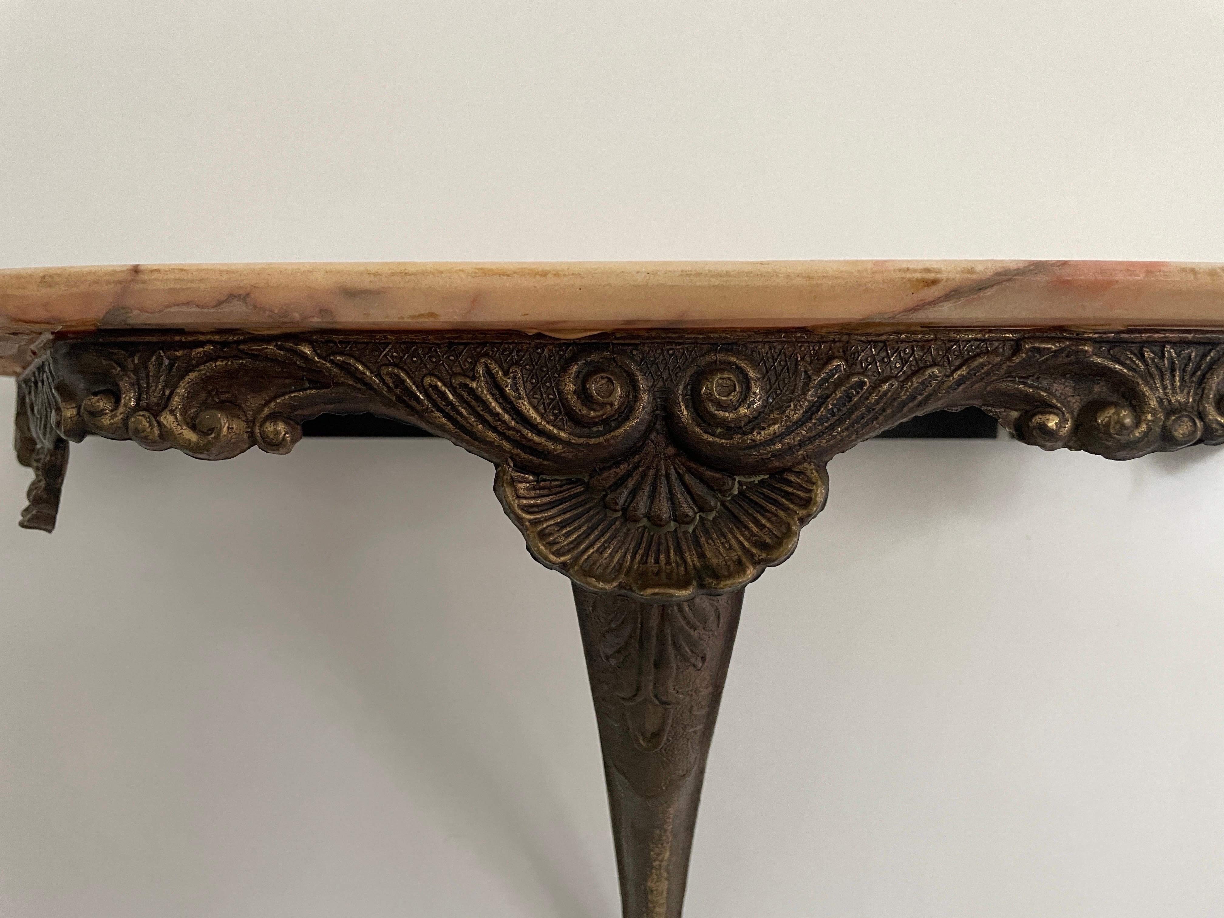 Metà XX secolo Consolle da parete galleggiante con piano in ottone e marmo, anni '50, Italia in vendita